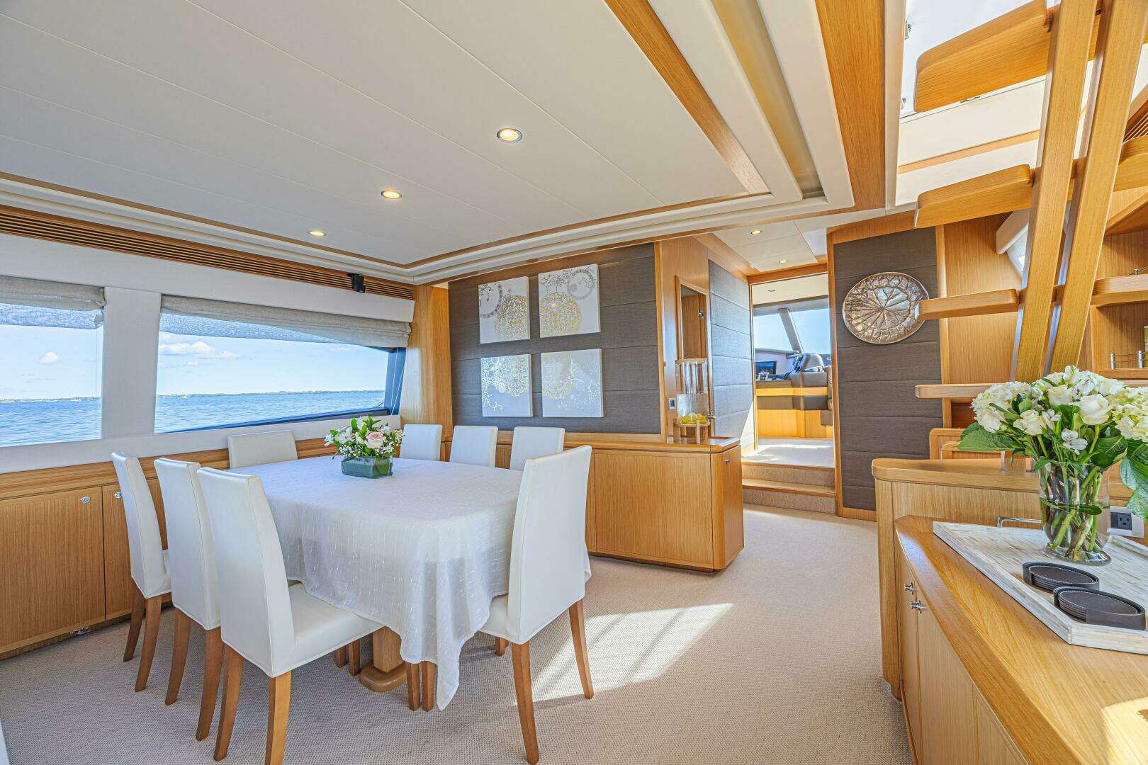 2011 Ferretti Yachts 830 - Image 35