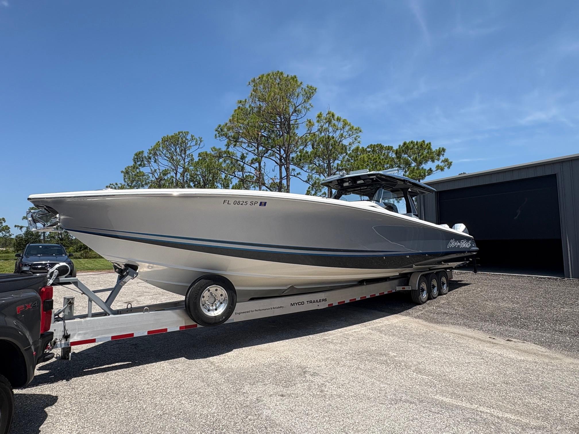 2020 Nor-Tech 450 Sport Center Console