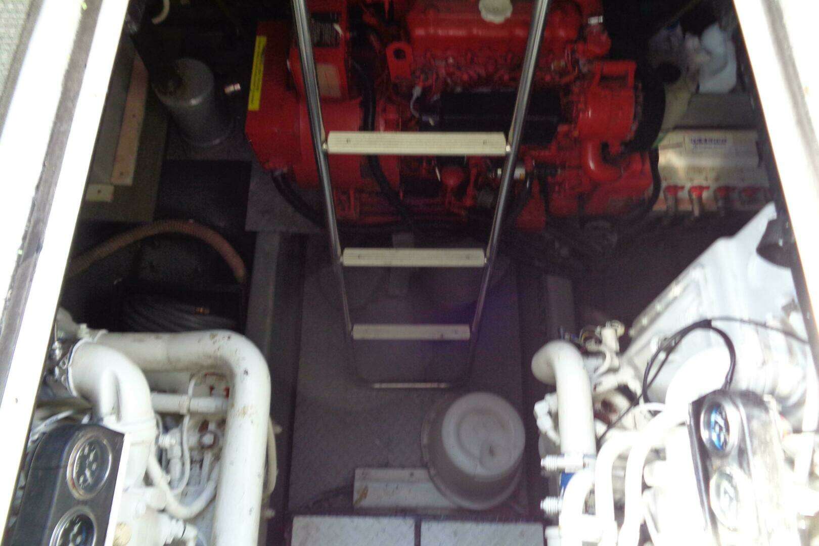 1991 Sea Ray 480 Sundancer - Image 84
