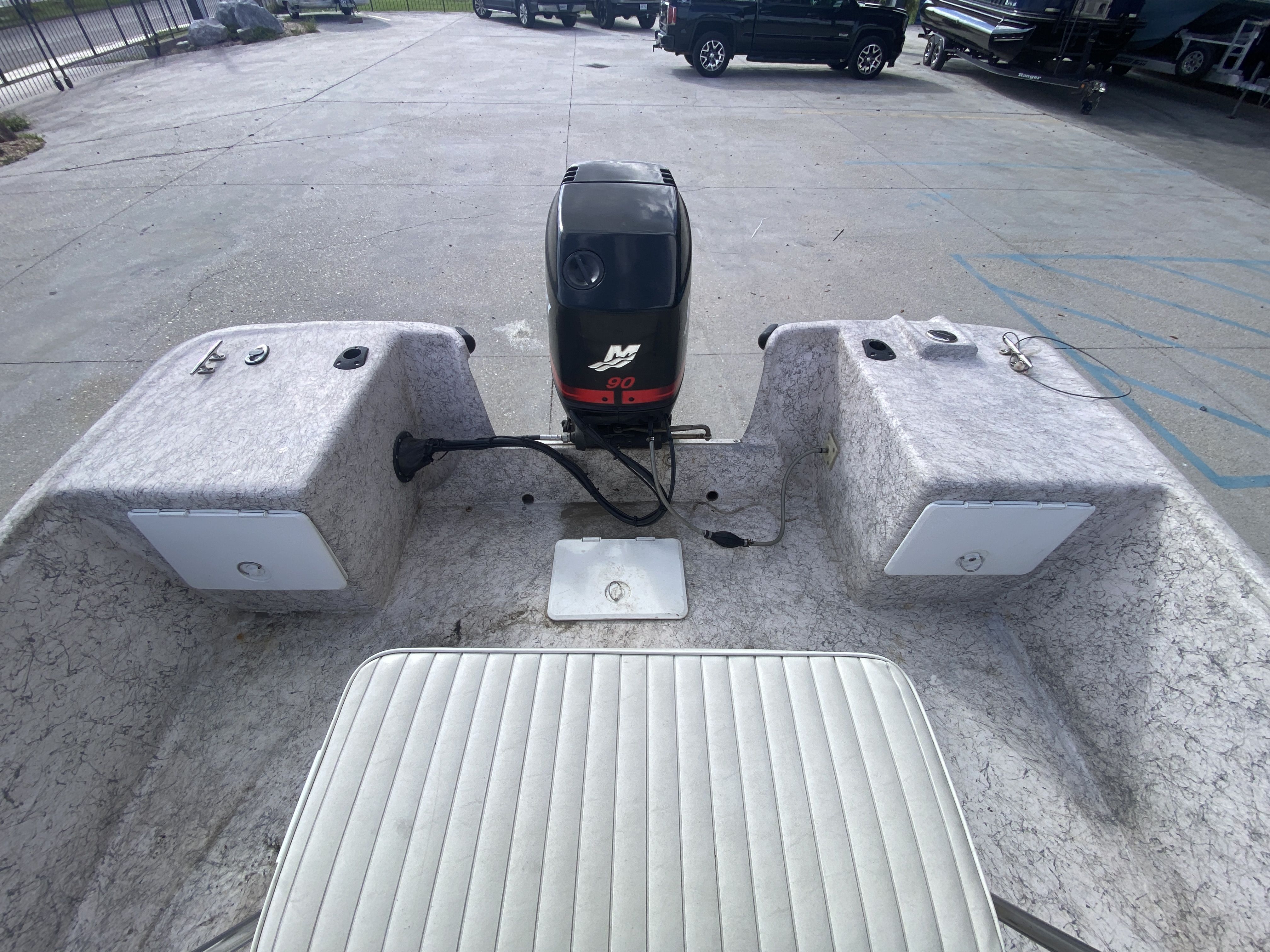 2001 Fishmaster 17' Travis Edition - 13