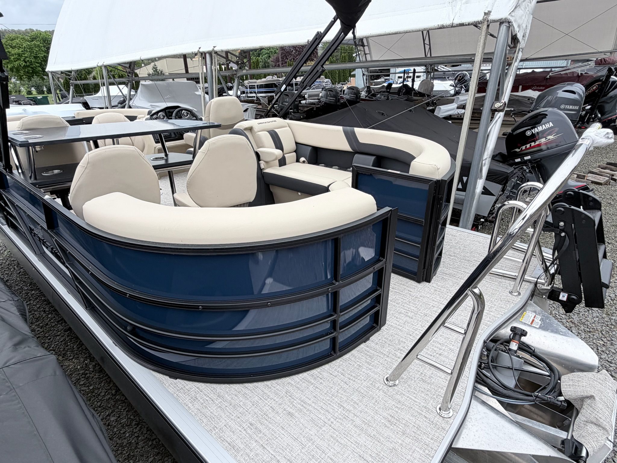 2026 Berkshire 24E CTS 3.0 Tritoon - 7