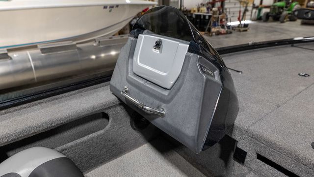 2018 Lund Pro-V Bass 2075 - 20