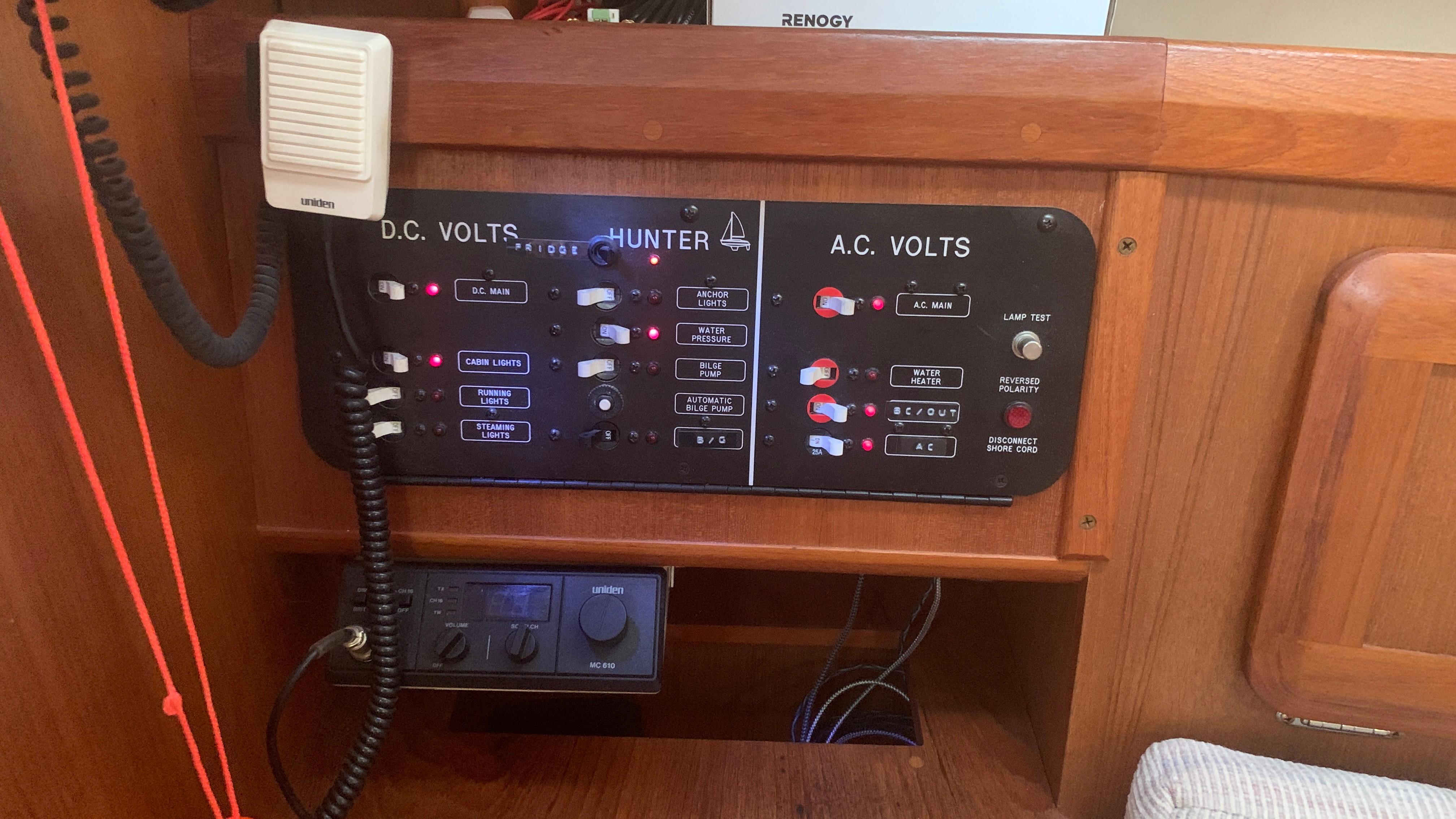 1991 Hunter 30 - 43