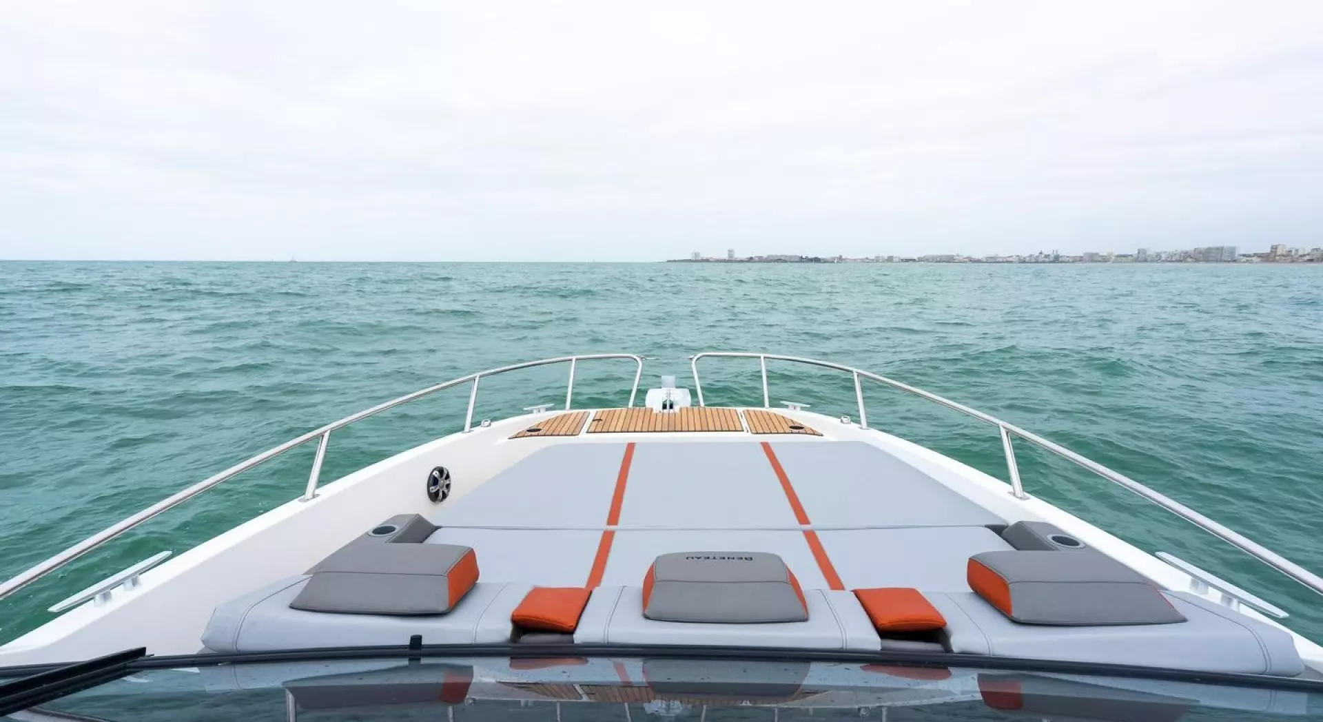 2026 Beneteau Flyer 10 - Image 15