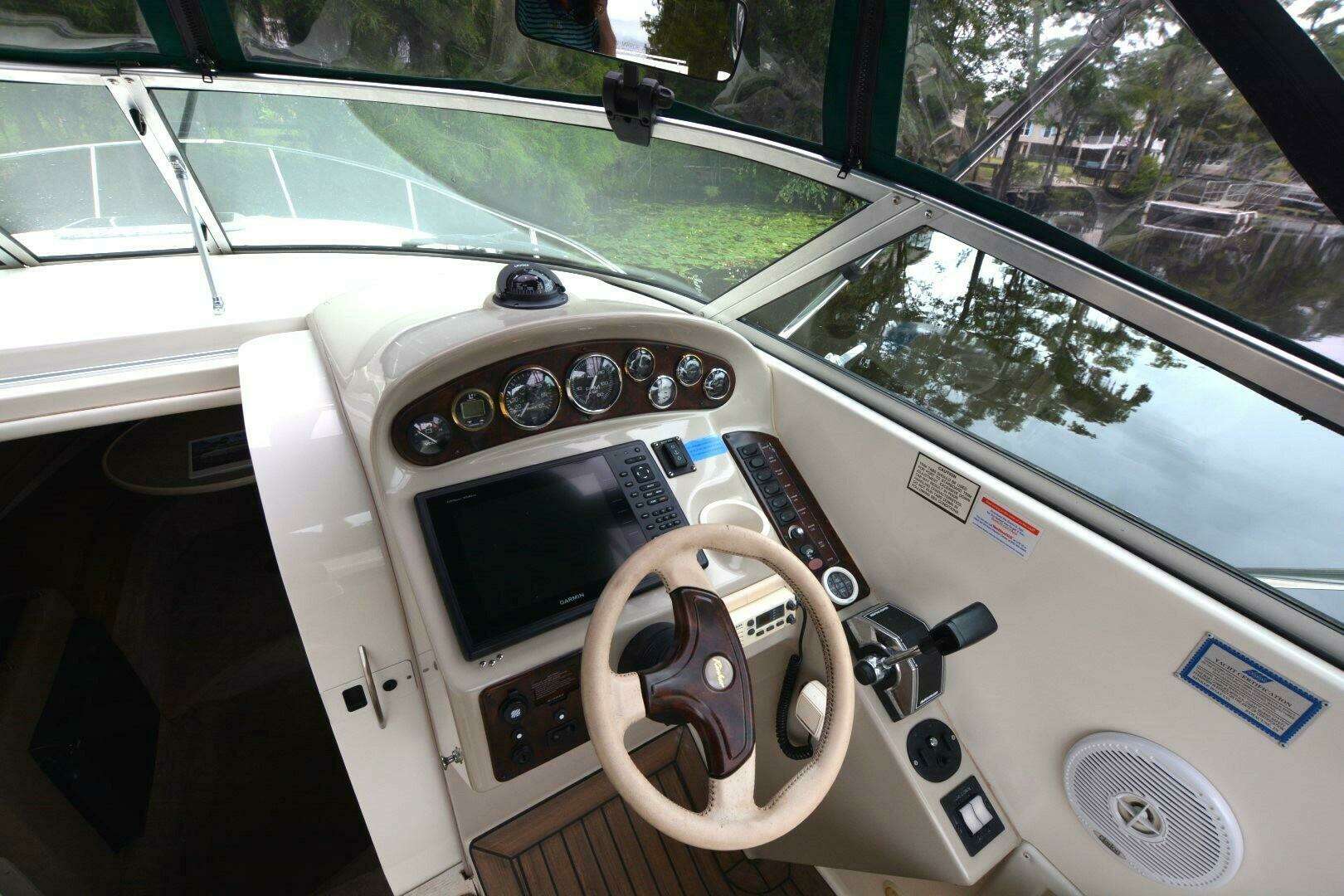 1999 Rinker Fiesta Vee 270 - Image 10