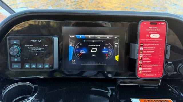 2025 Yamaha Boats 195S - 11