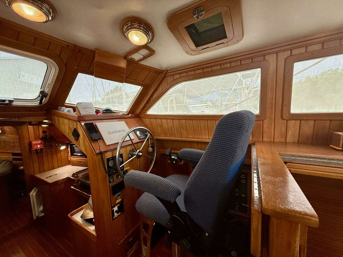 2005 Cabo Rico 42 Pilothouse - Image 8