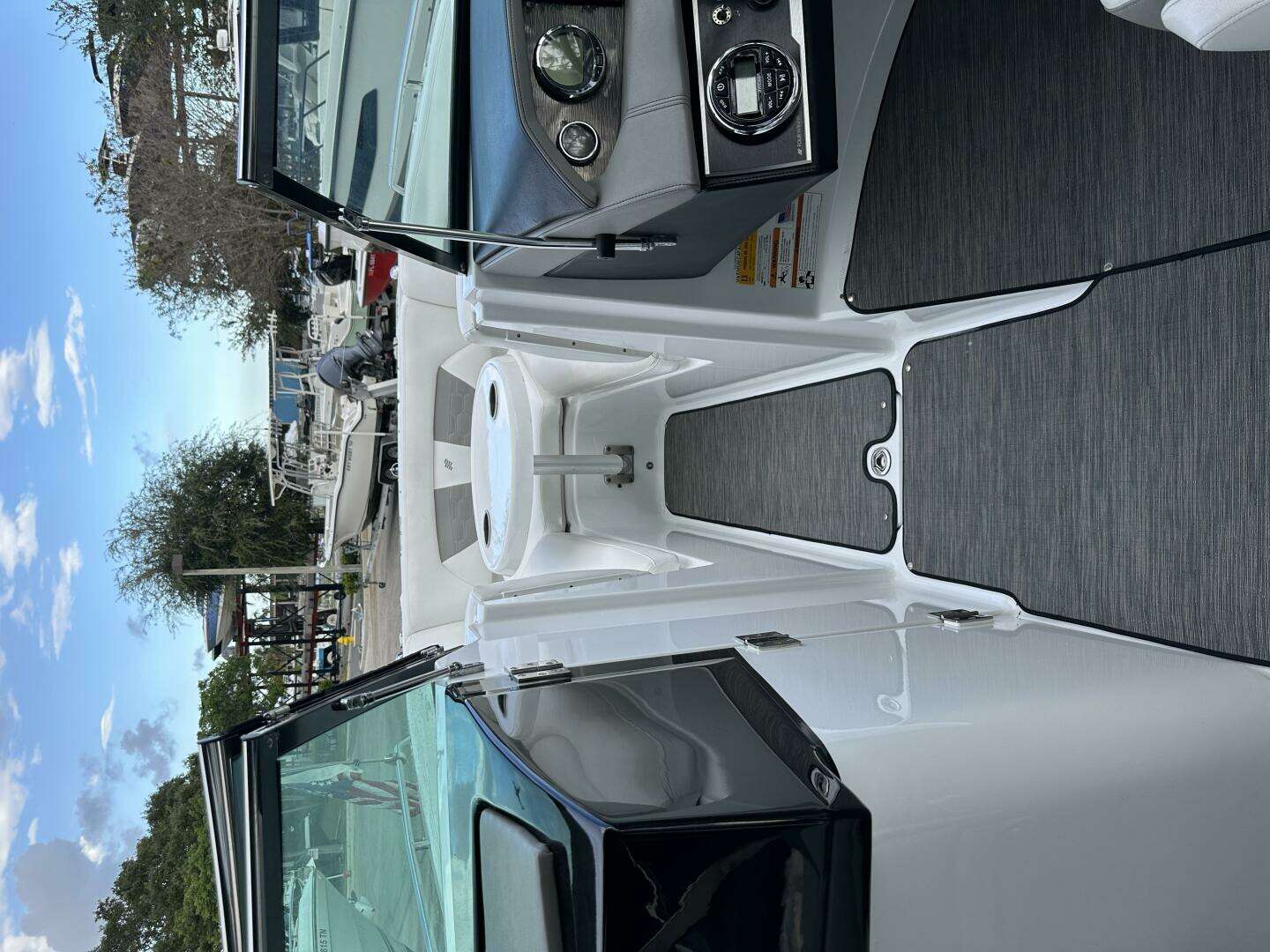 2020 Four Winns HD 240 OB - Image 42