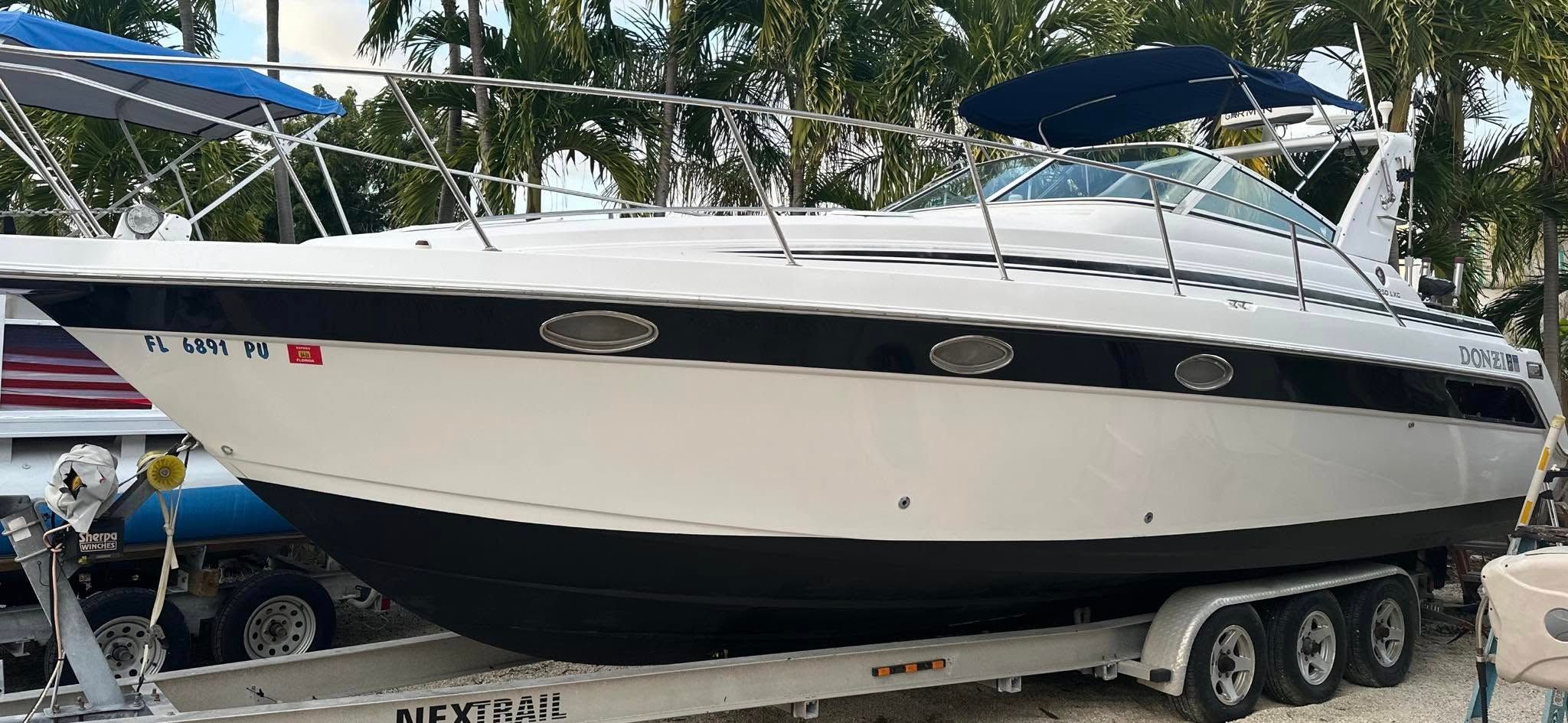 1999 Donzi 3250 LXC - 11