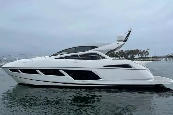 2015 Sunseeker Predator