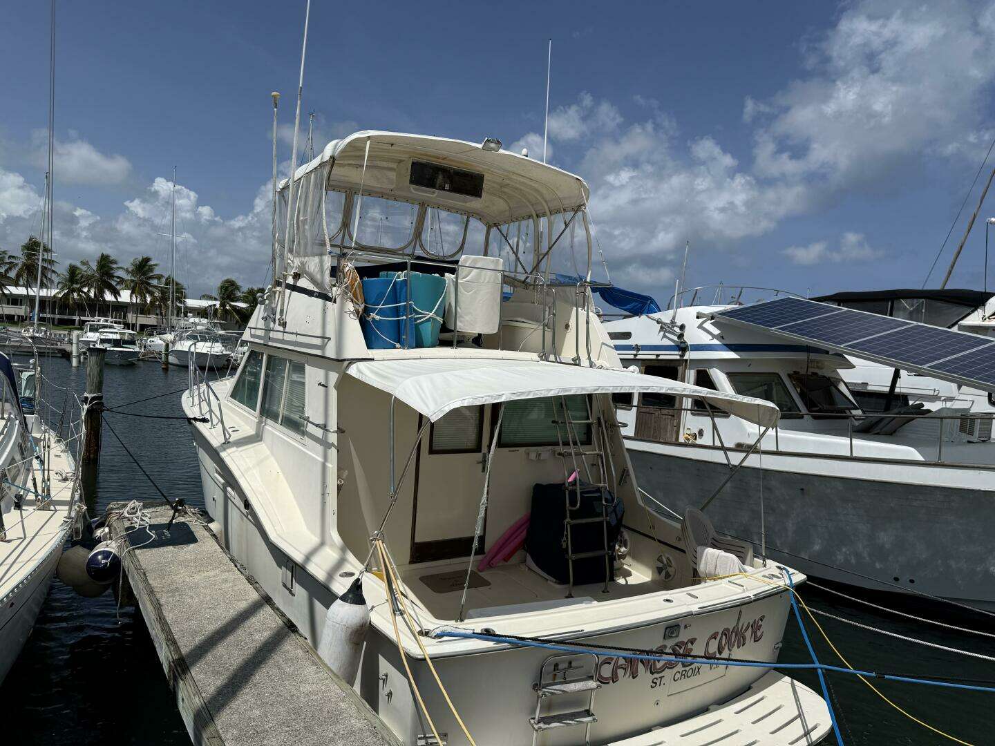 1979 Hatteras 37 Convertible - Image 2