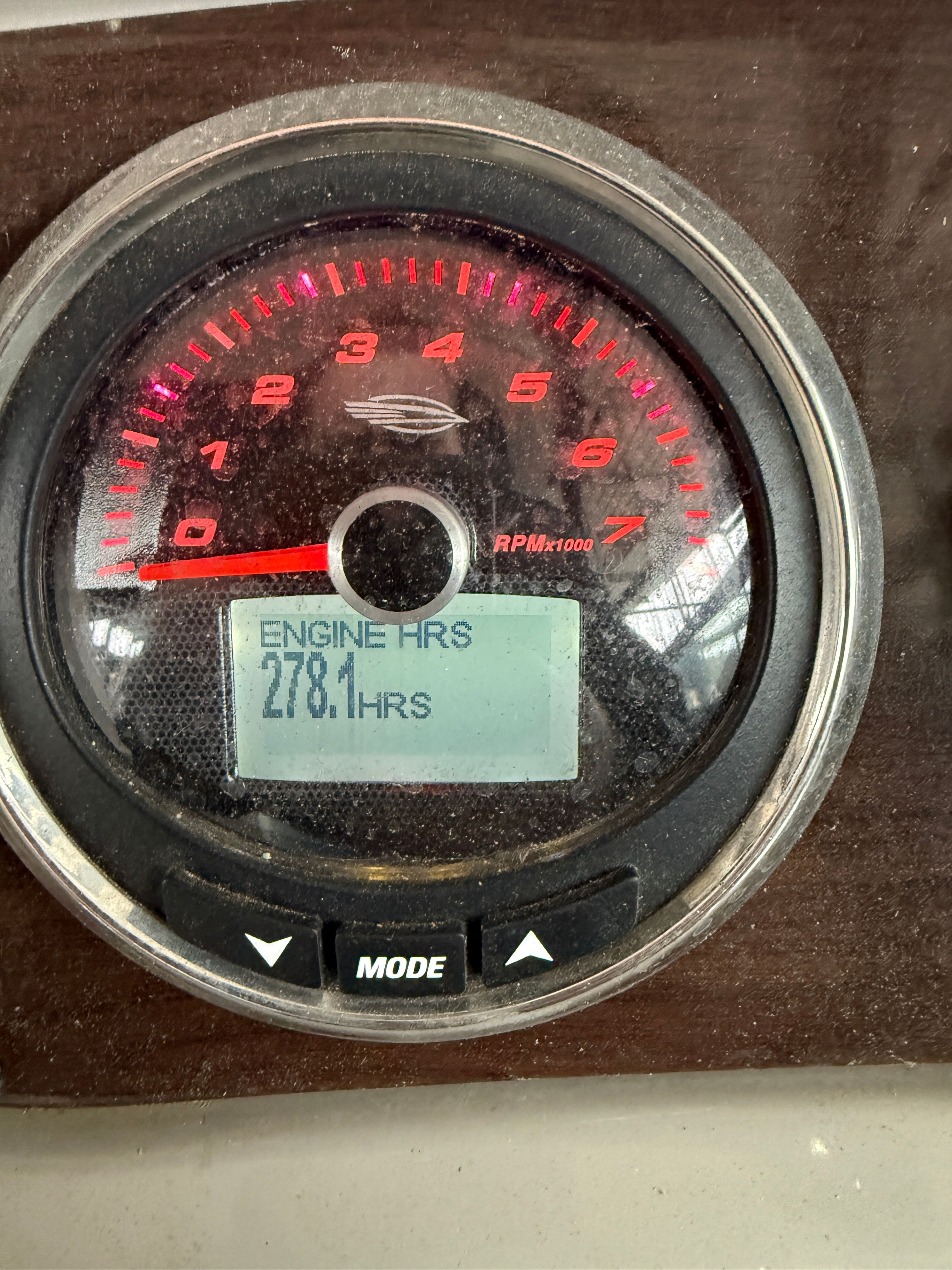 2014 CHAPARRAL 270 SIGNATURE - Image 14