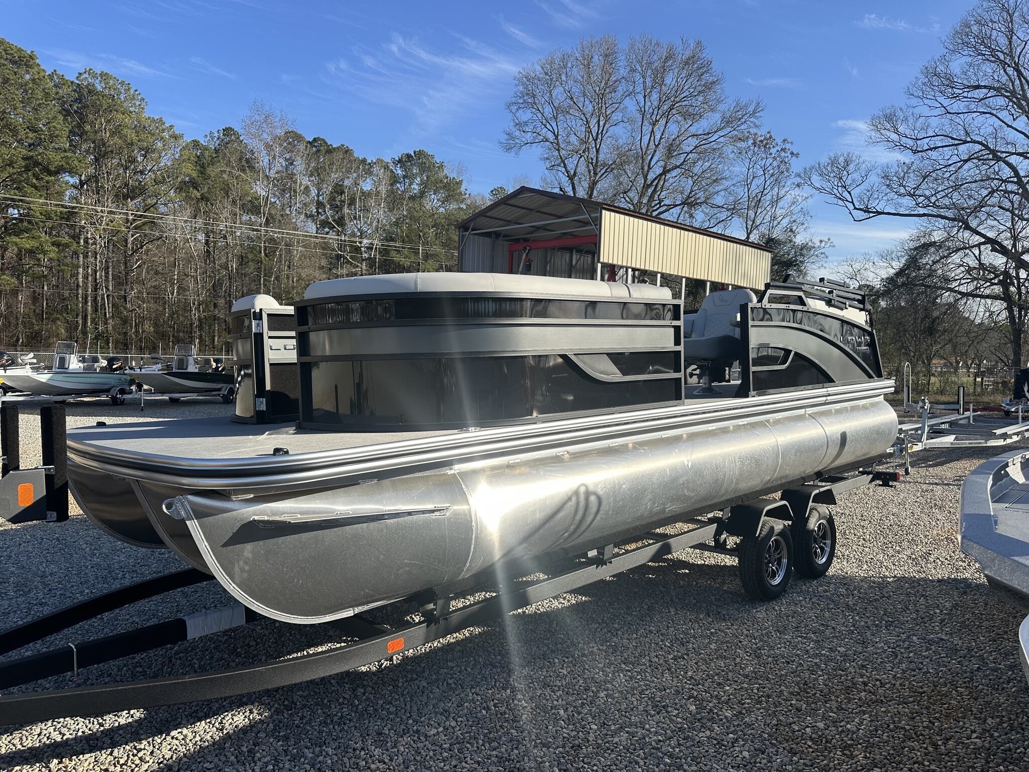 2025 Lowe Ss 230