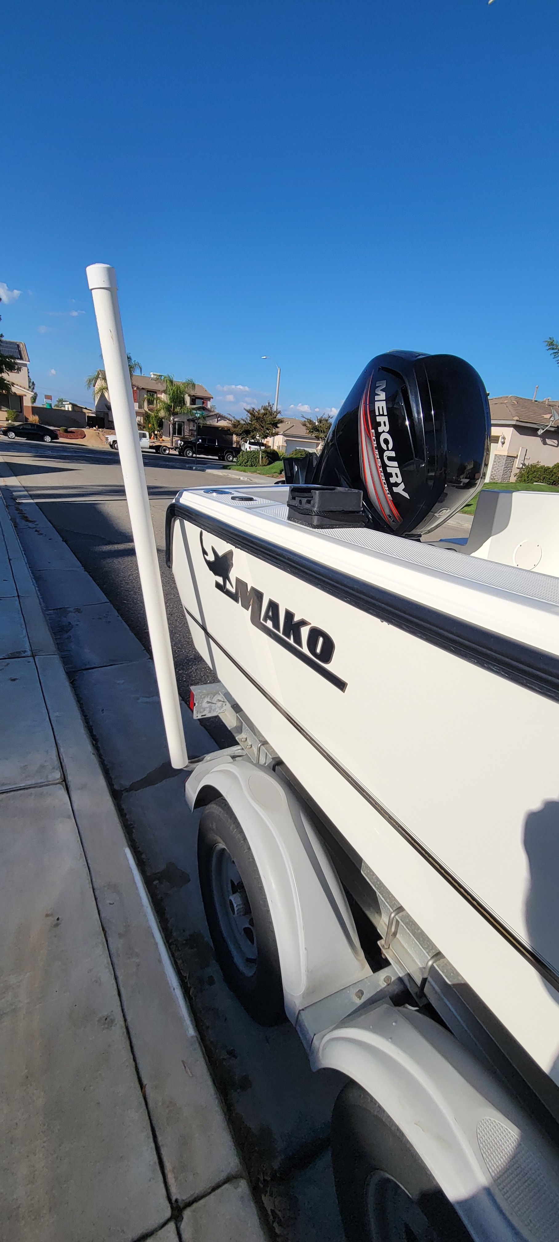 2017 Mako 184 Center Console - 13