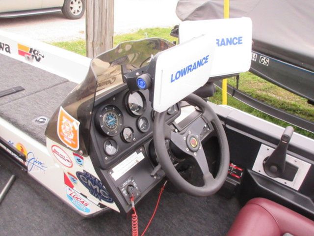 1994 Ranger 491VS /2002 Evinrude 225 Hp Outboard And Trailer - 15