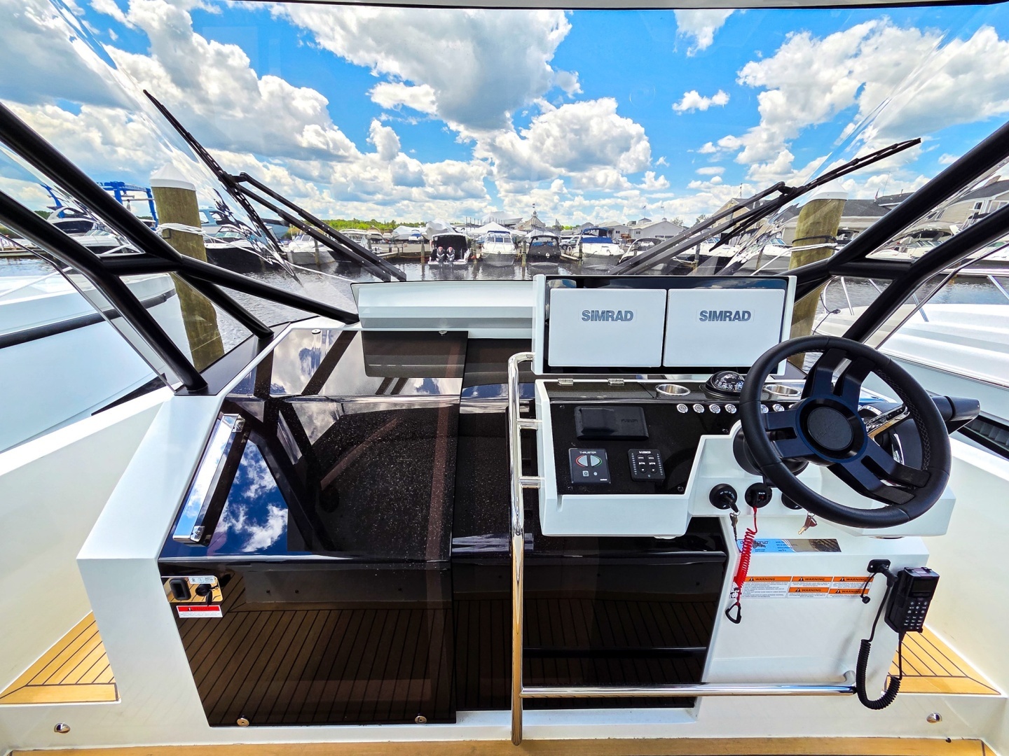 2026 De Antonio Yachts D32 - Image 22