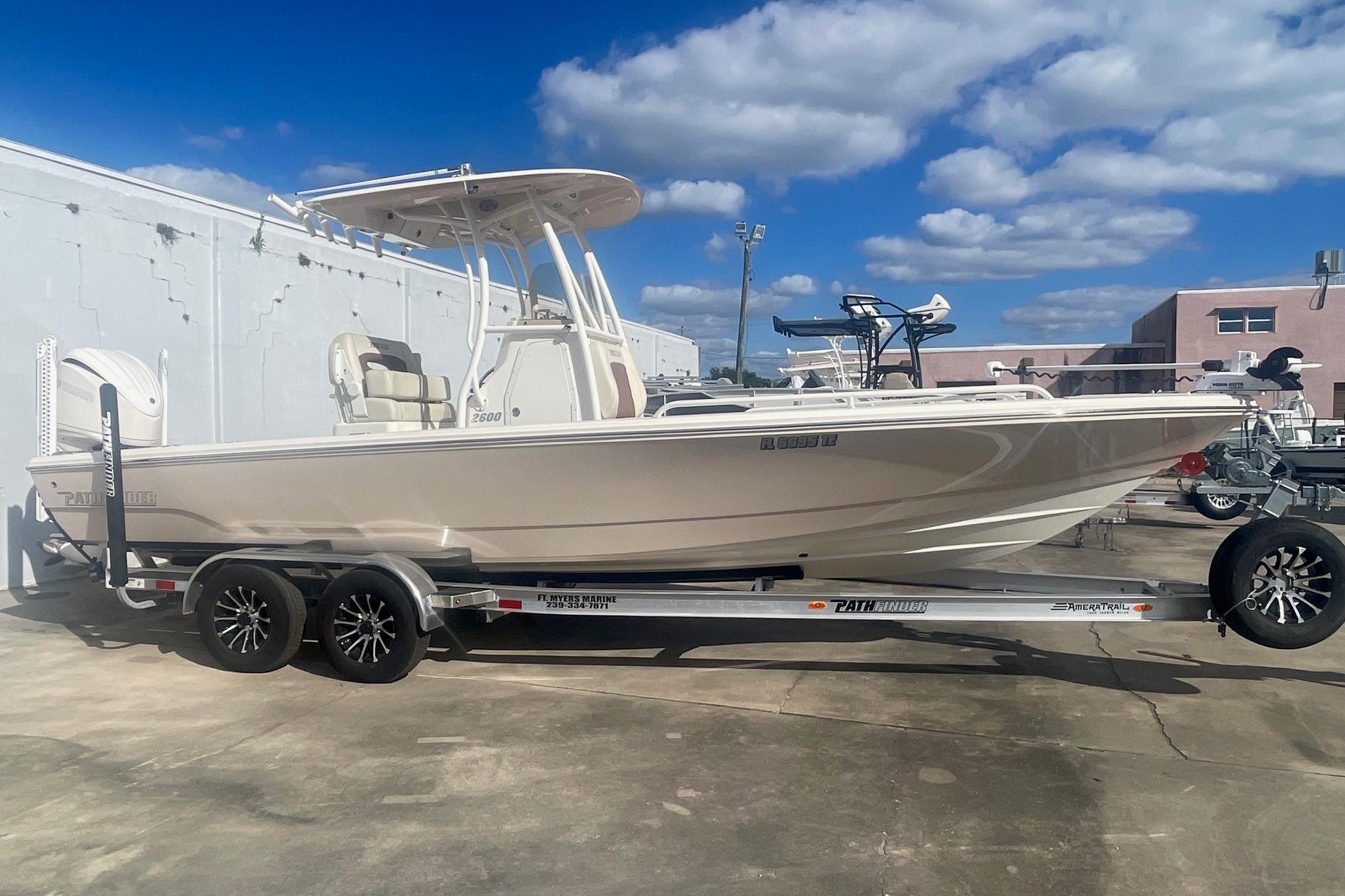2022 Pathfinder 2600 TRS