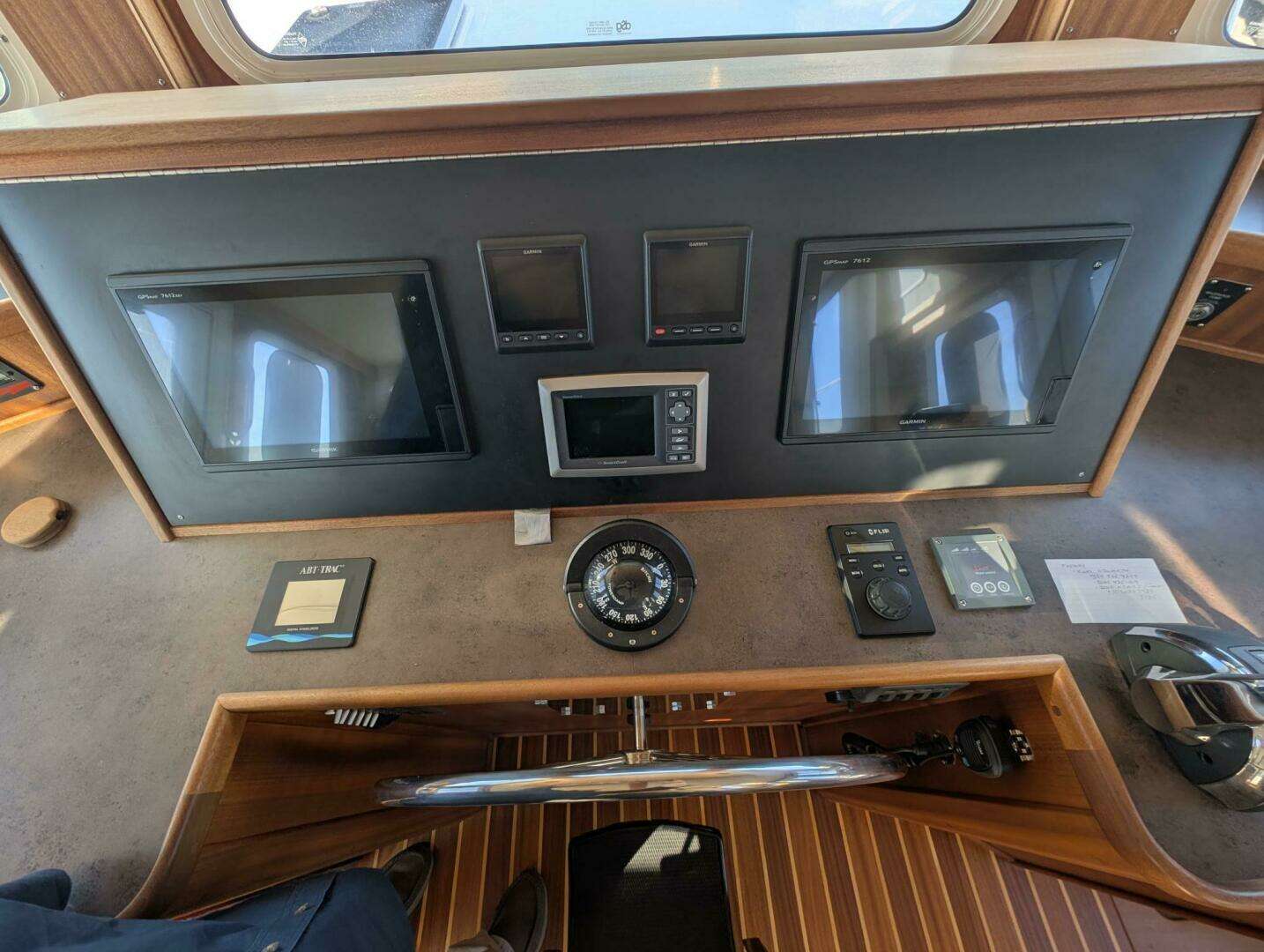 2015 American Tug — - Image 17