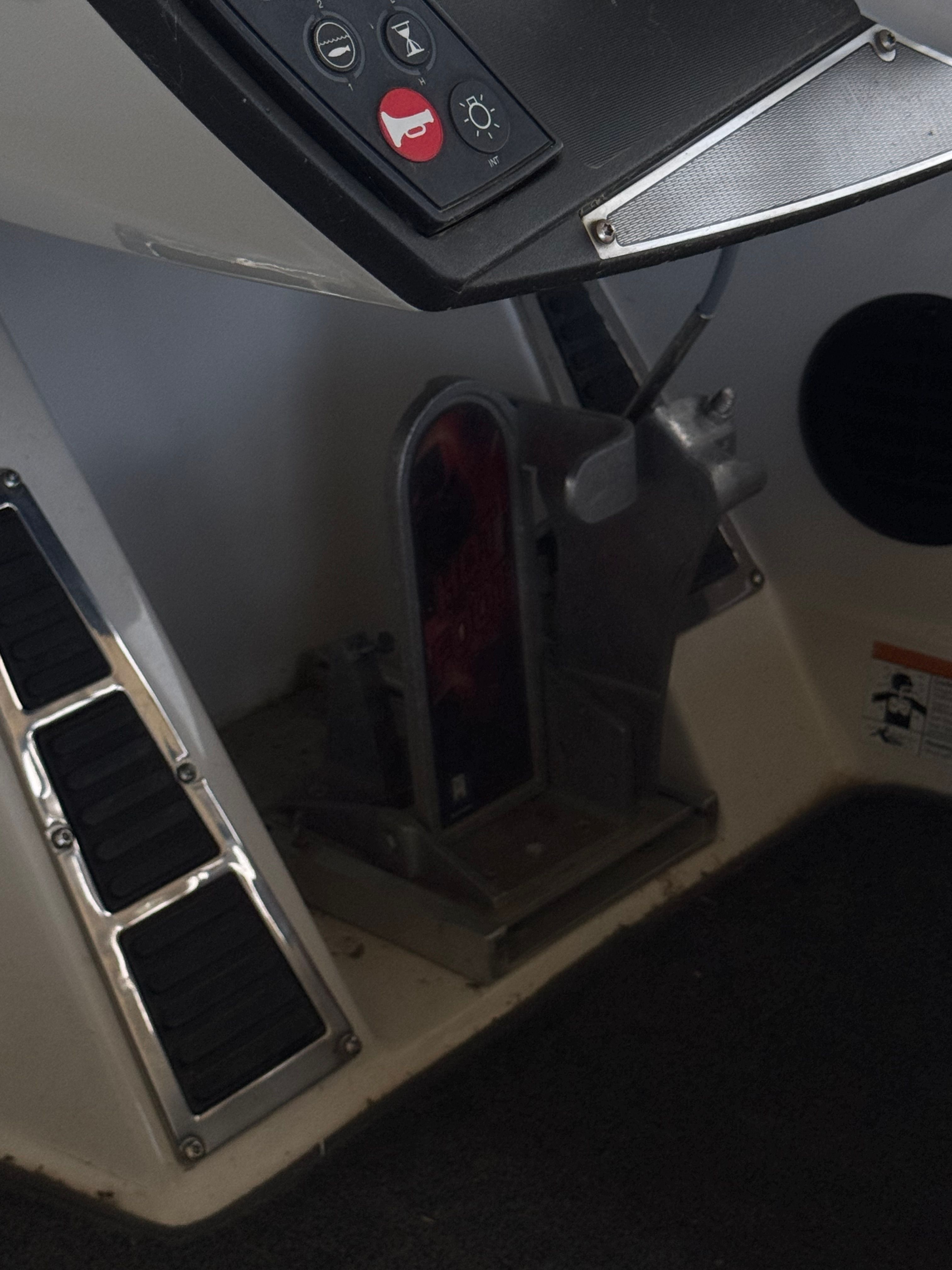 Interior view of a 2015 Ranger Z521 Comanche boat.