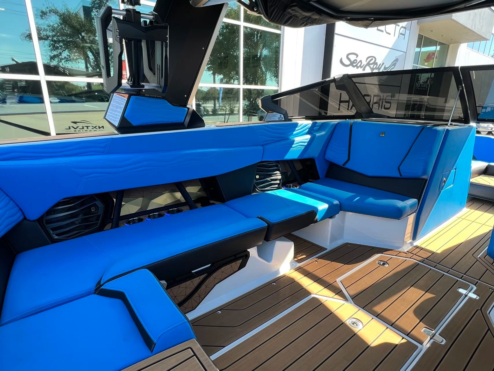 2025 Nautique G23 - 12