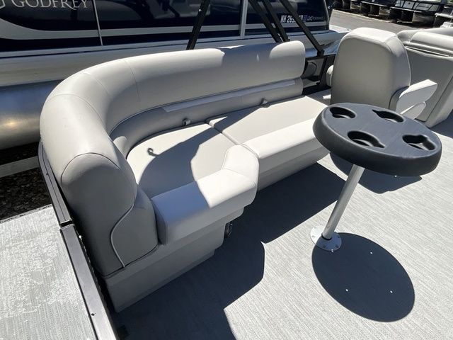 2026 Godfrey Marine Xperience 2286 SBX Sport Tube 27 In. Package - 6