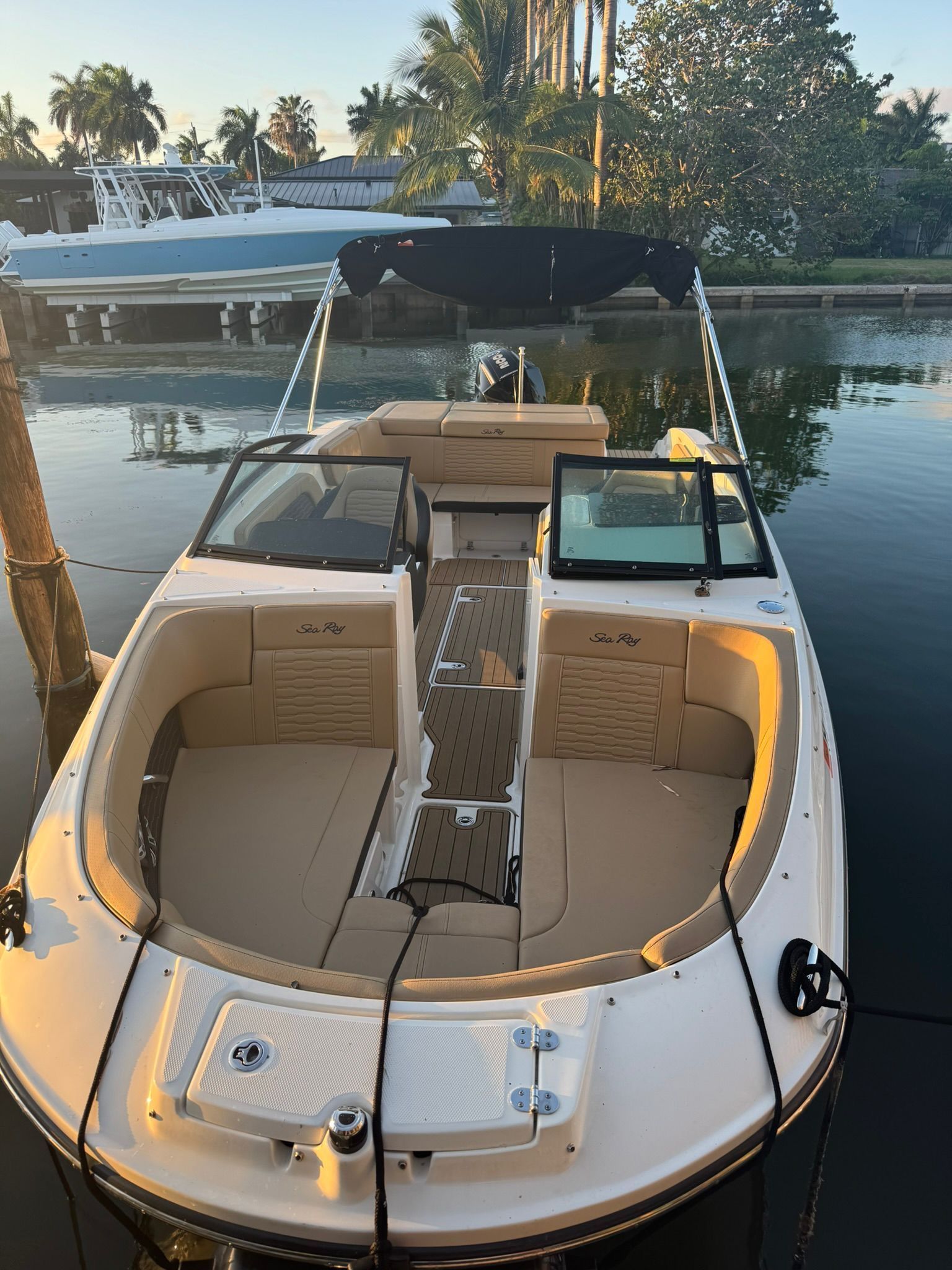 2024 Sea Ray SPX 230 Outboard