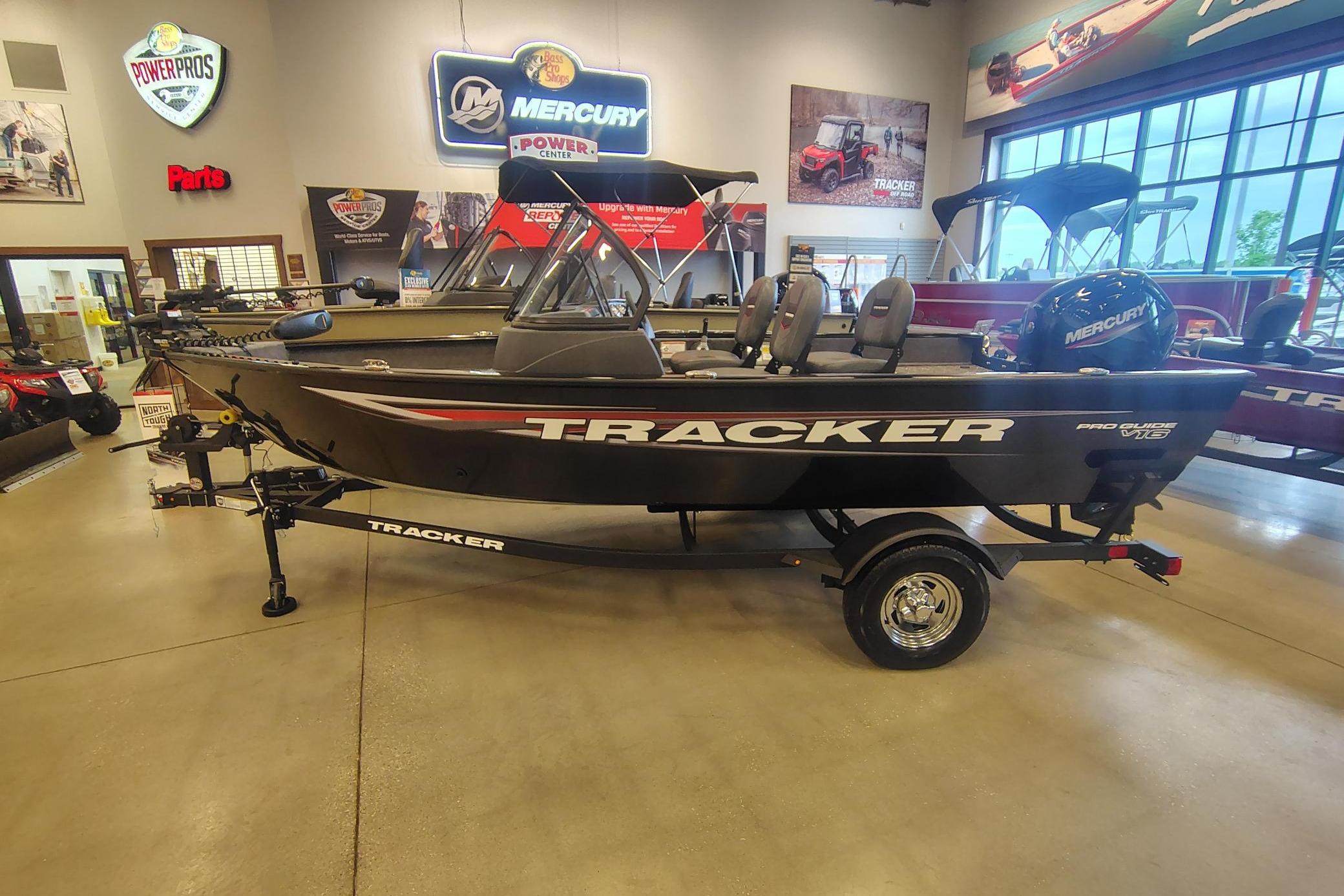 2026 Tracker Pro Guide V-16 WT