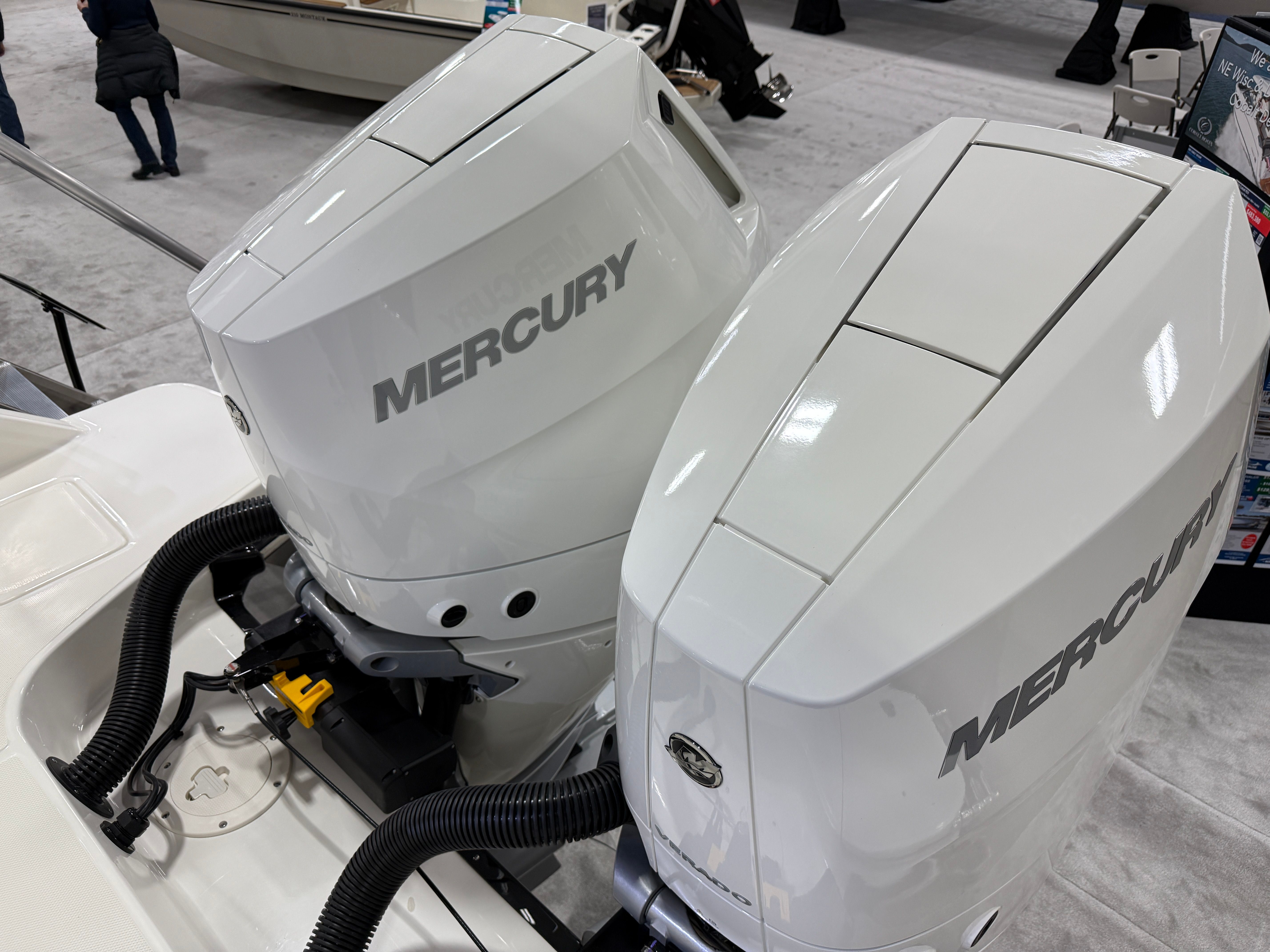 2026 Boston Whaler 330 Vantage - 62
