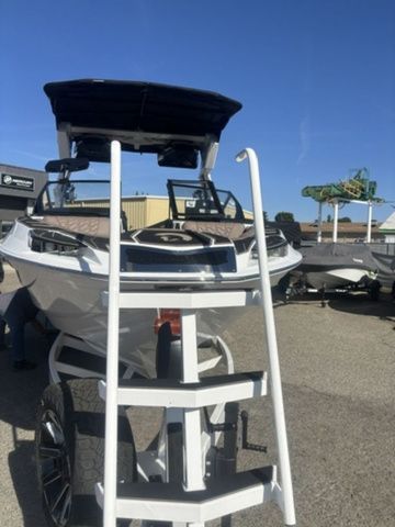 2026 Centurion Ri245 - 2