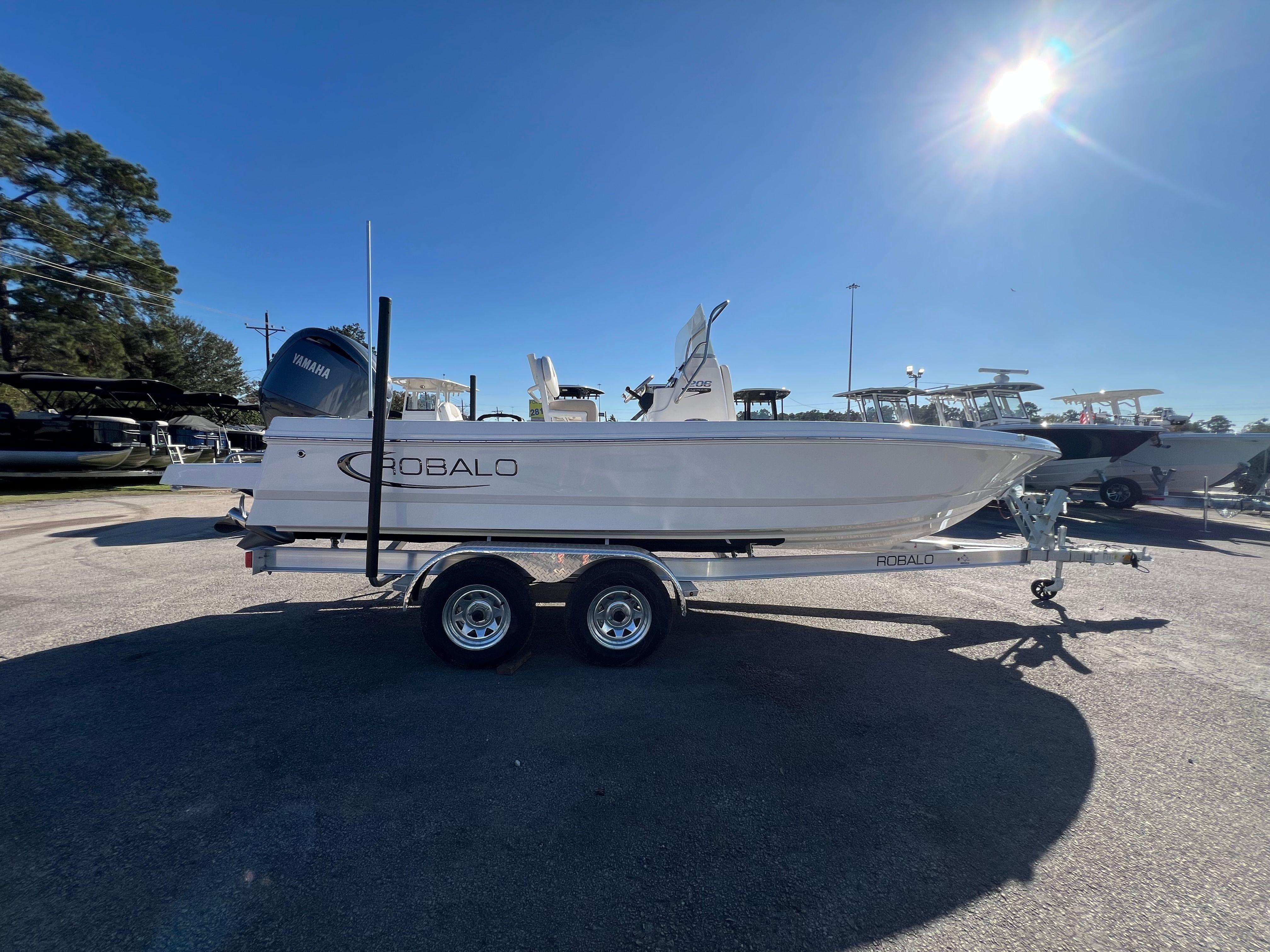 2025 ROBALO 206 CAYMAN STD - Image 5