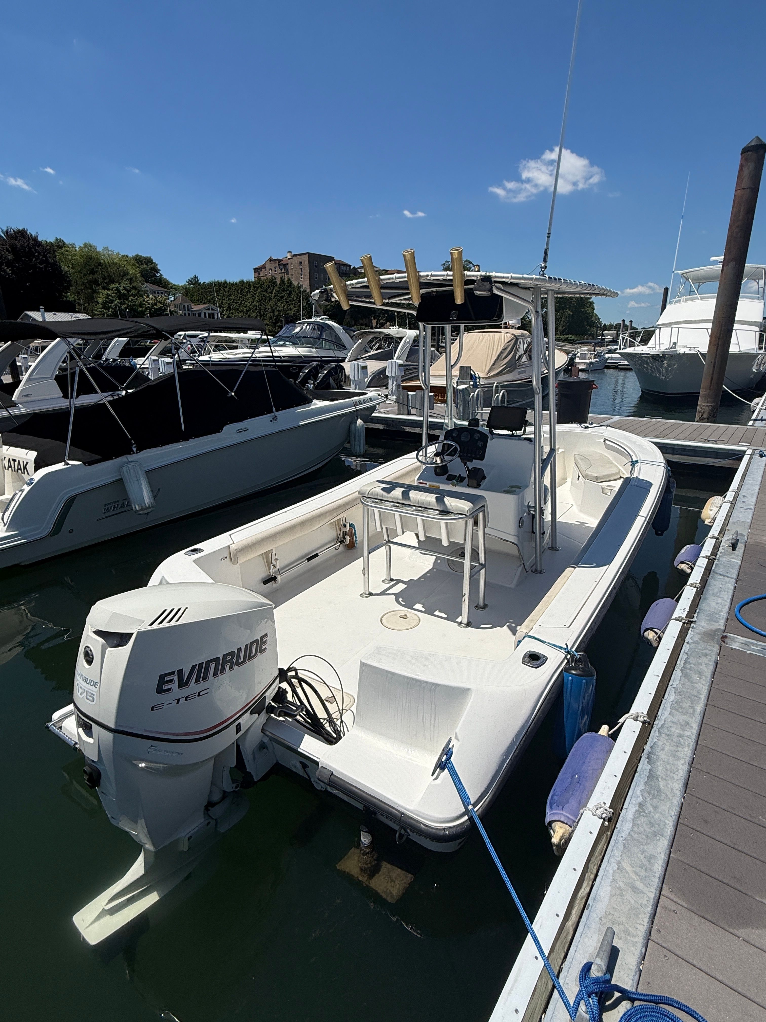 2009 Mako 204 Center Console - 5