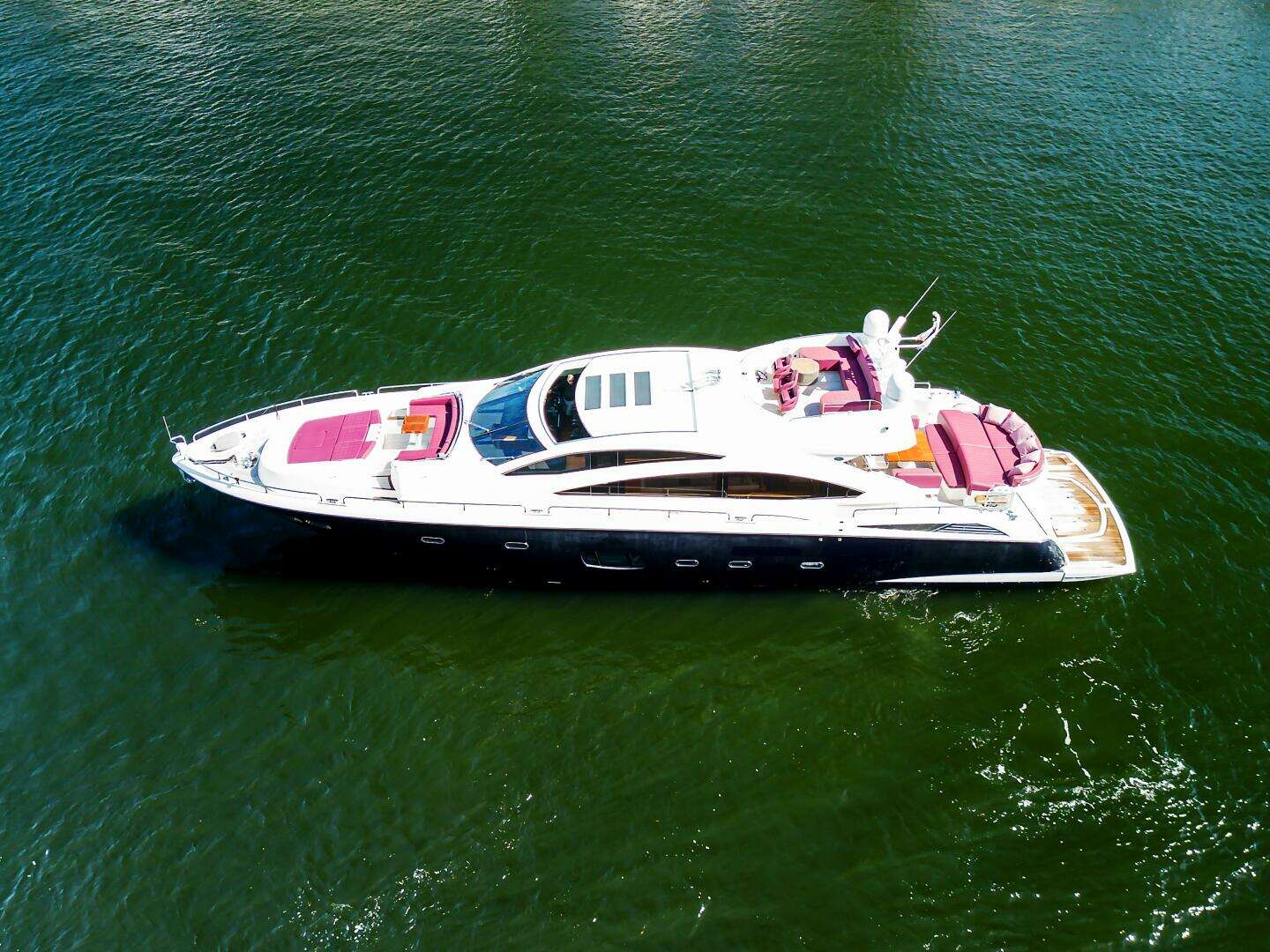 2013 Sunseeker Predator 84 - Image 2