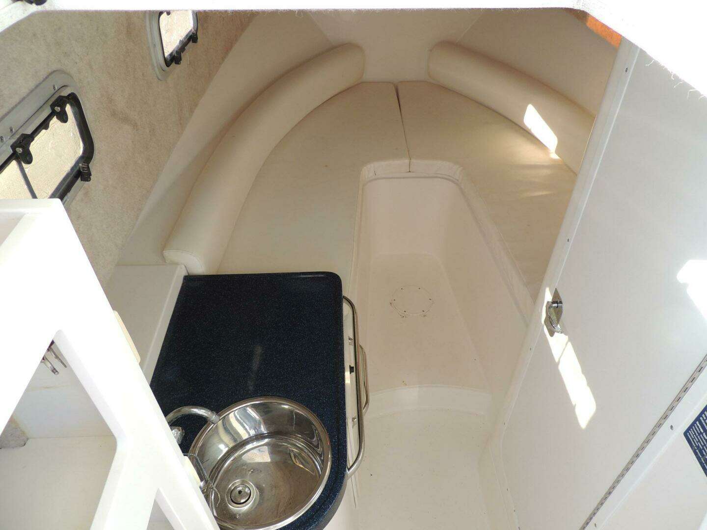 2008 True World Marine TE2810 - Image 44