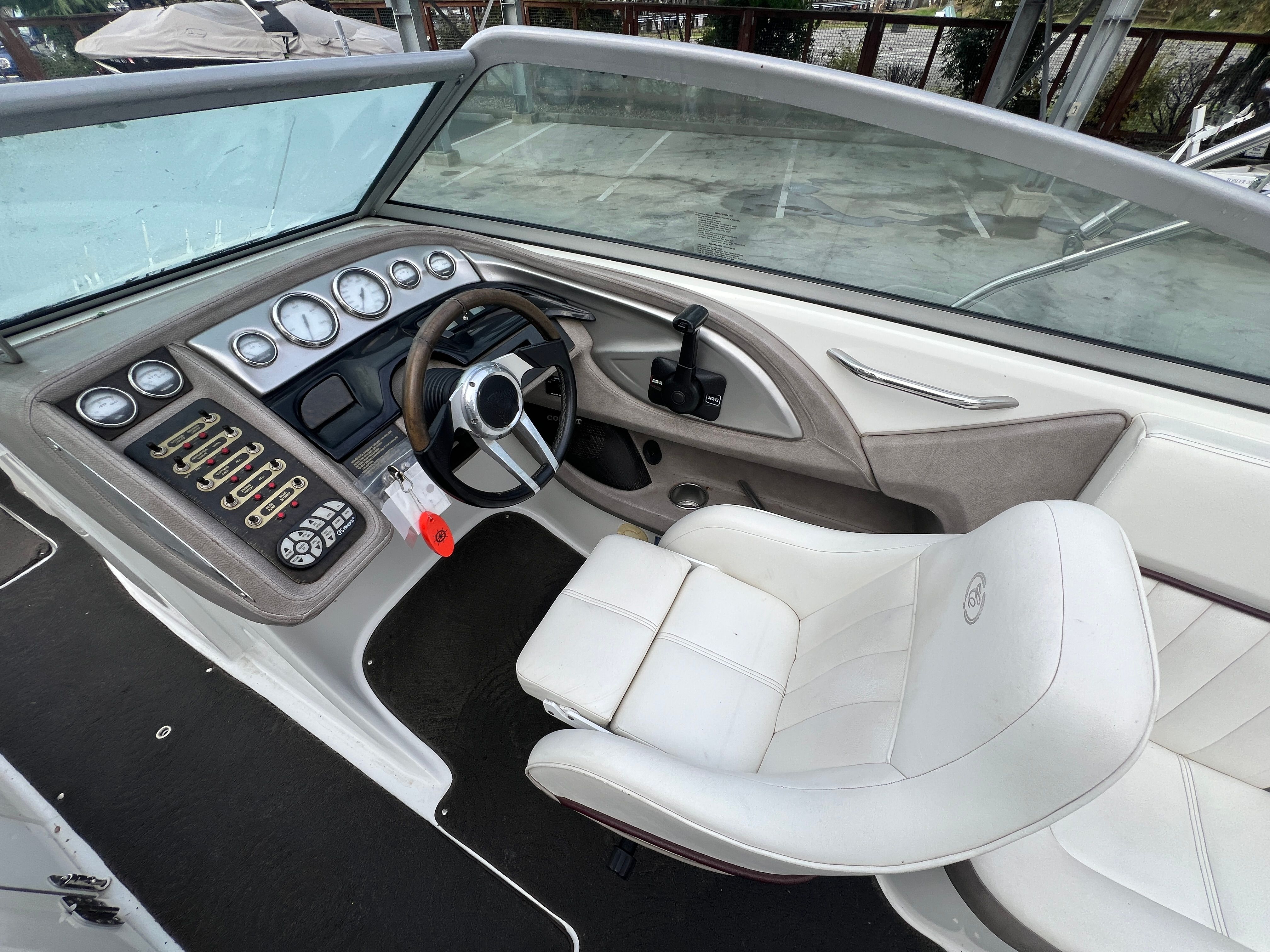 2005 Cobalt 272 - 19