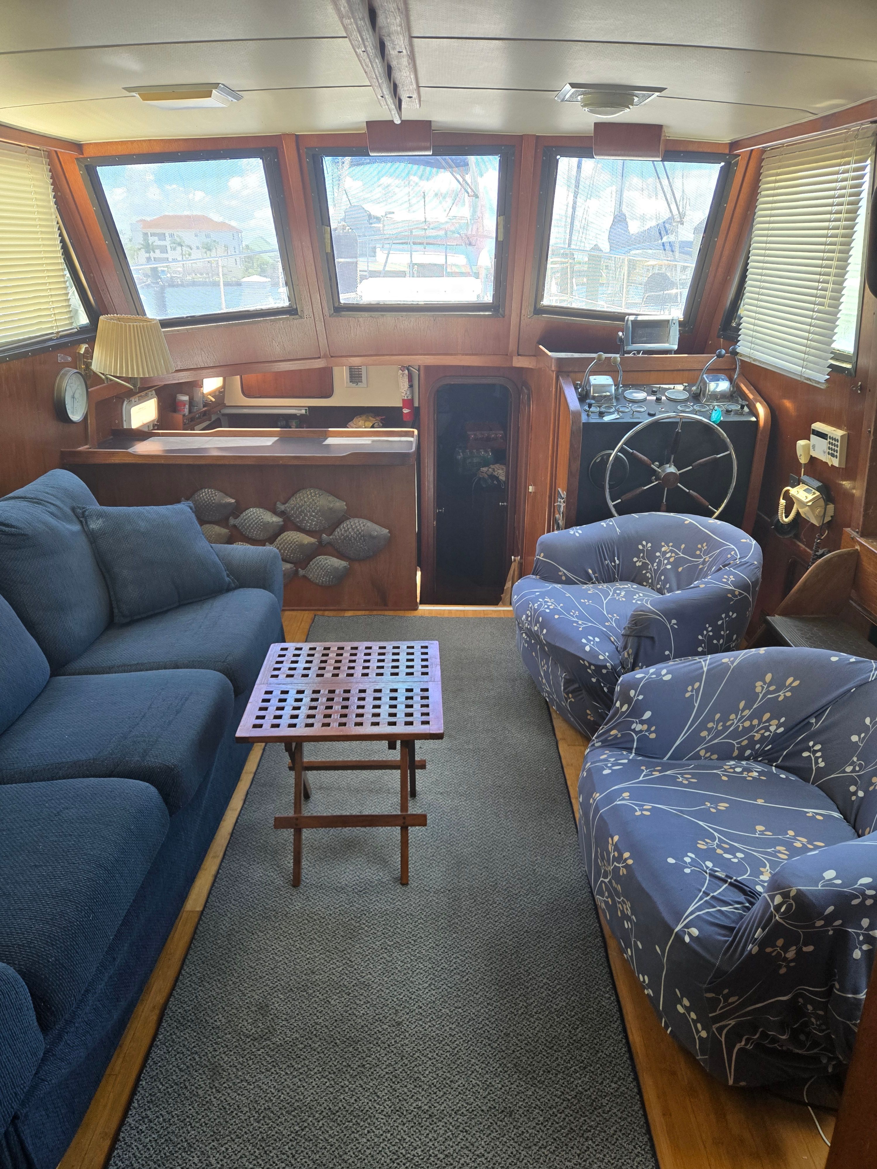 1979 Gulfstar Motor Cruiser - 25