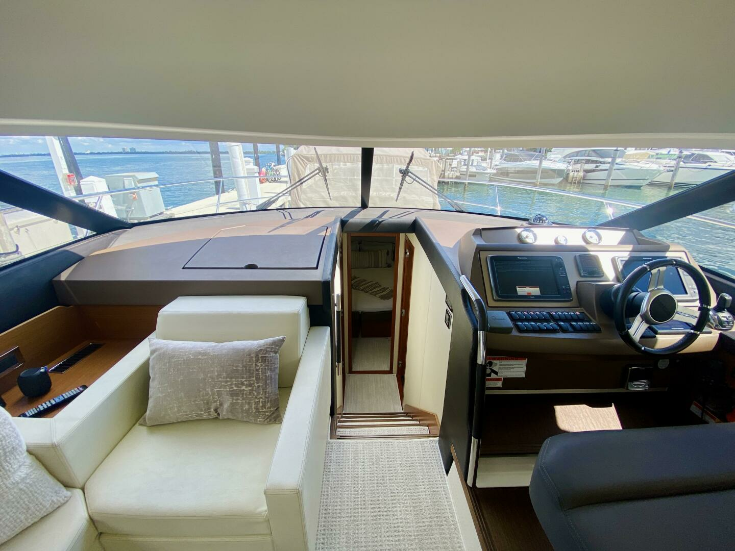 2015 Prestige 500 - Image 67