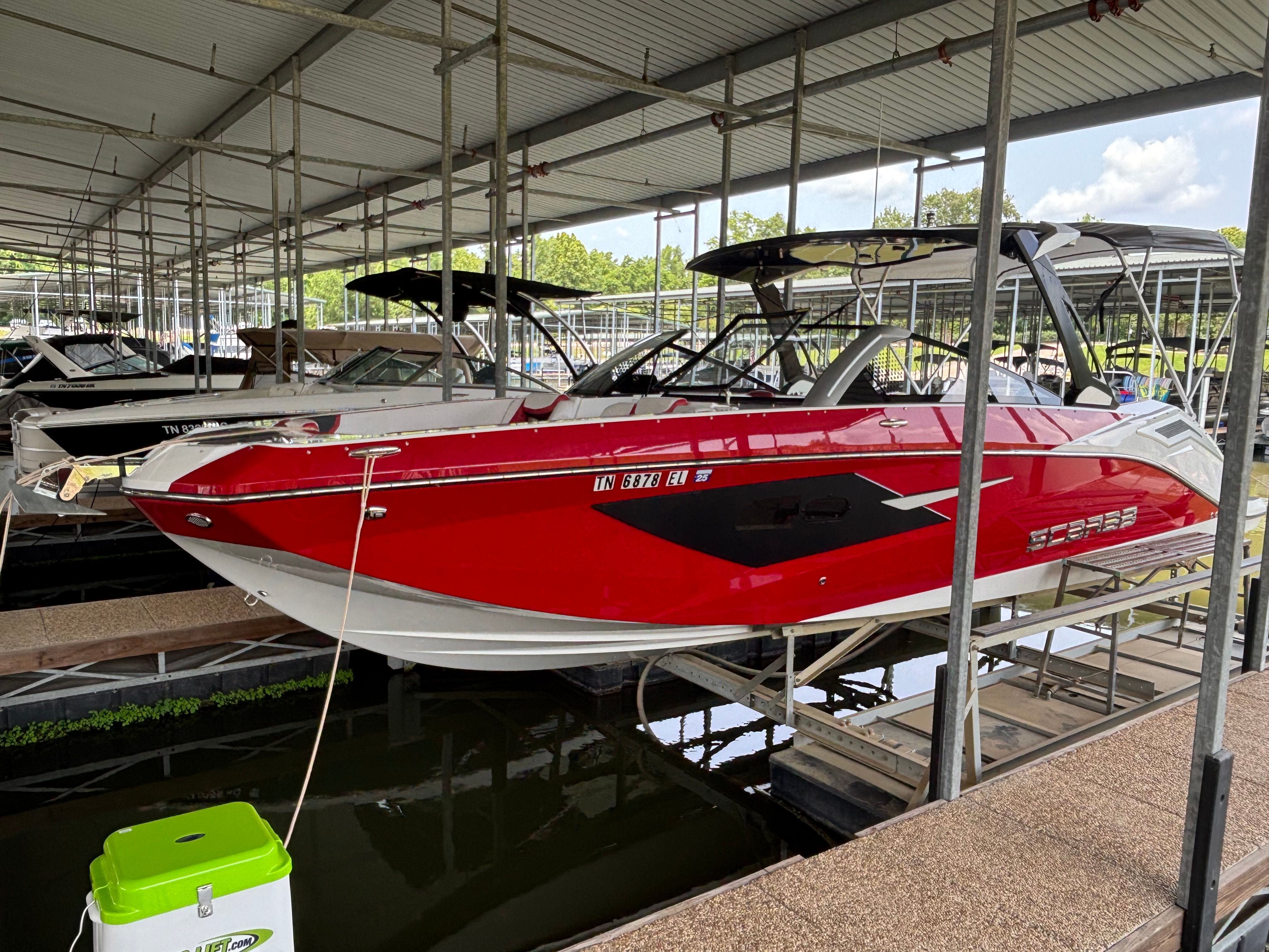 2021 Scarab 285 ID