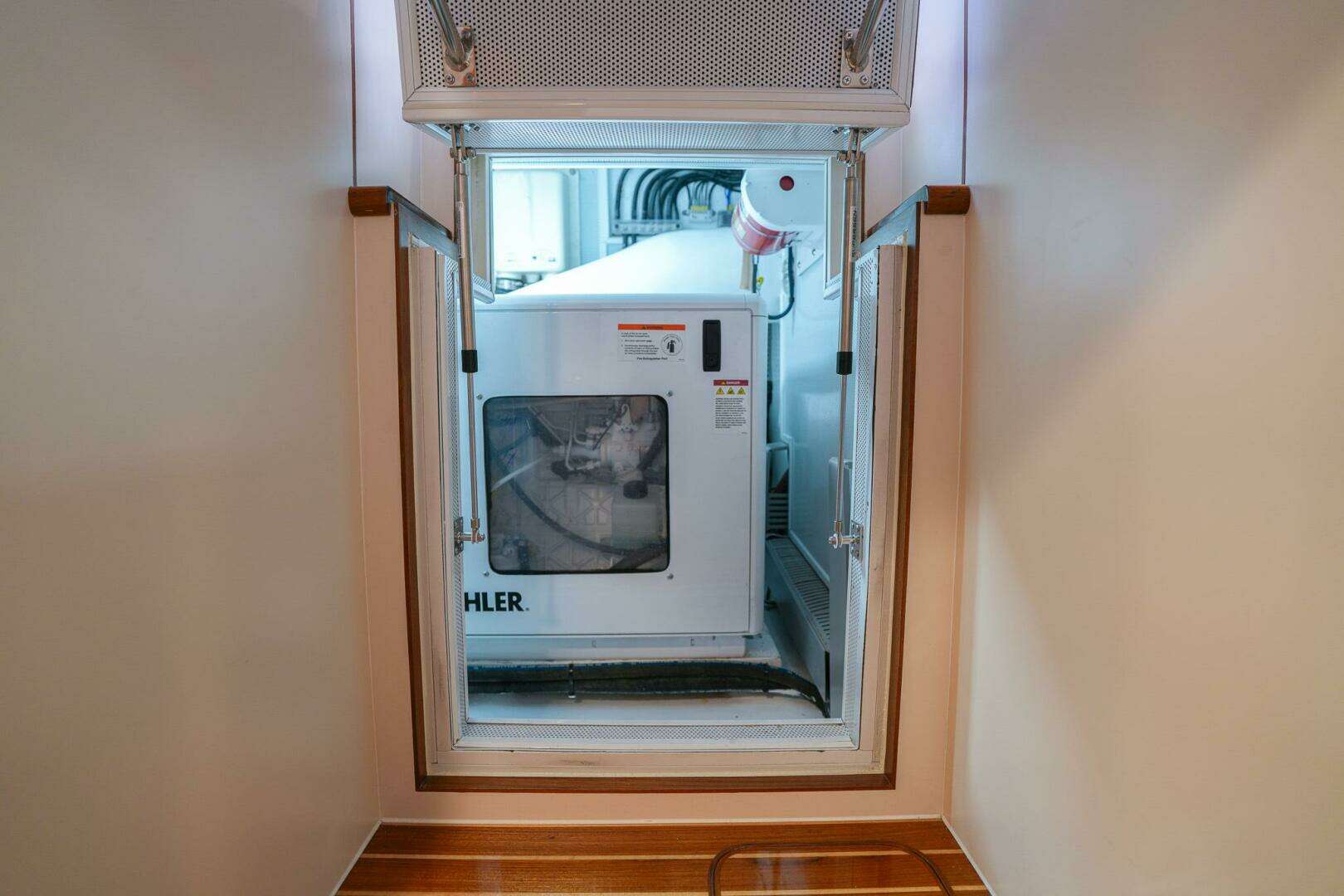 2025 Marlow Explorer 70E-CB - Image 61