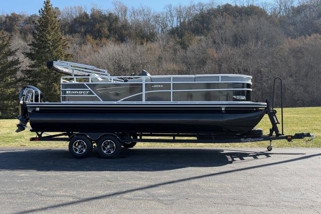 2025 Ranger Reata 223C