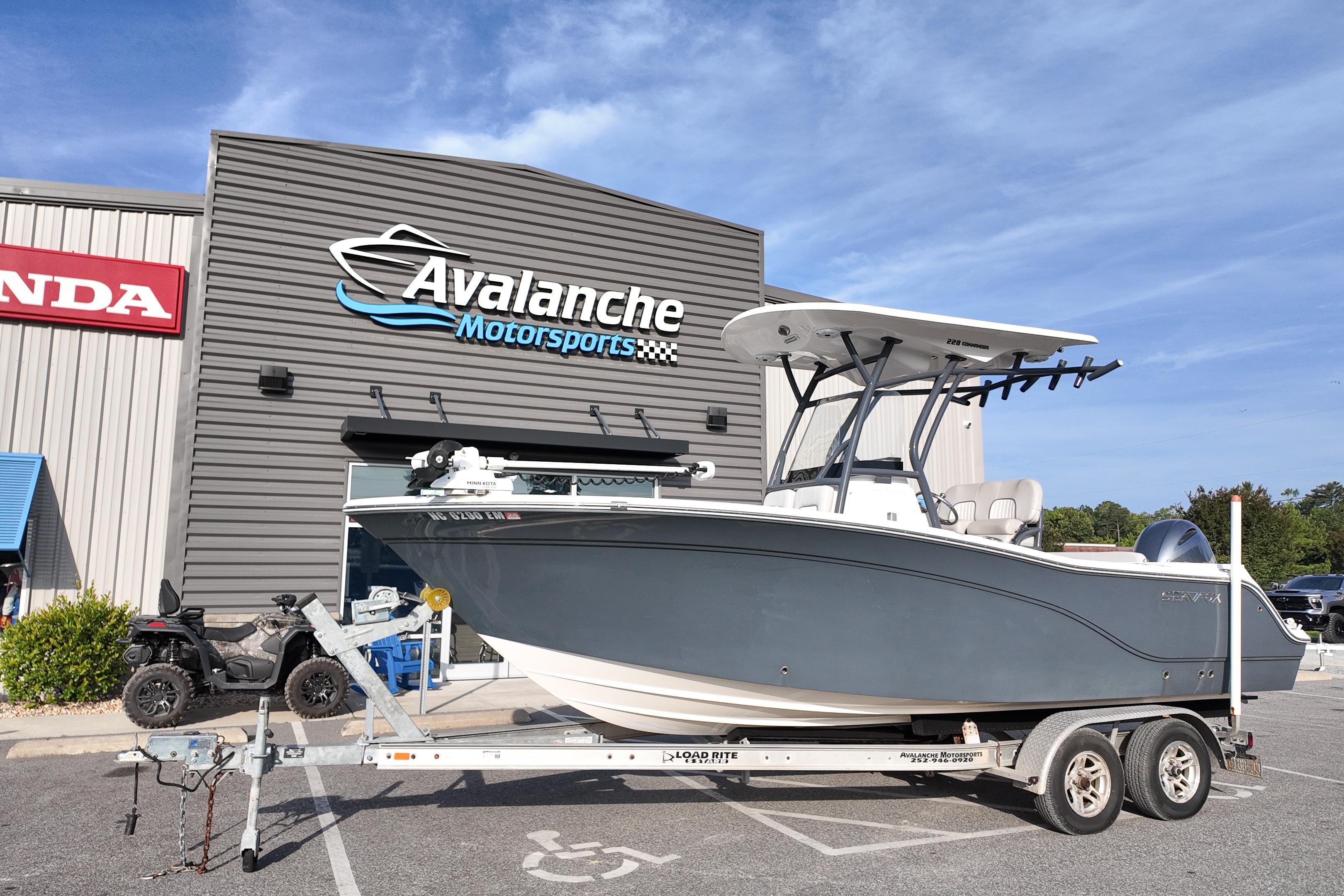 2019 Sea Fox 228 Commander