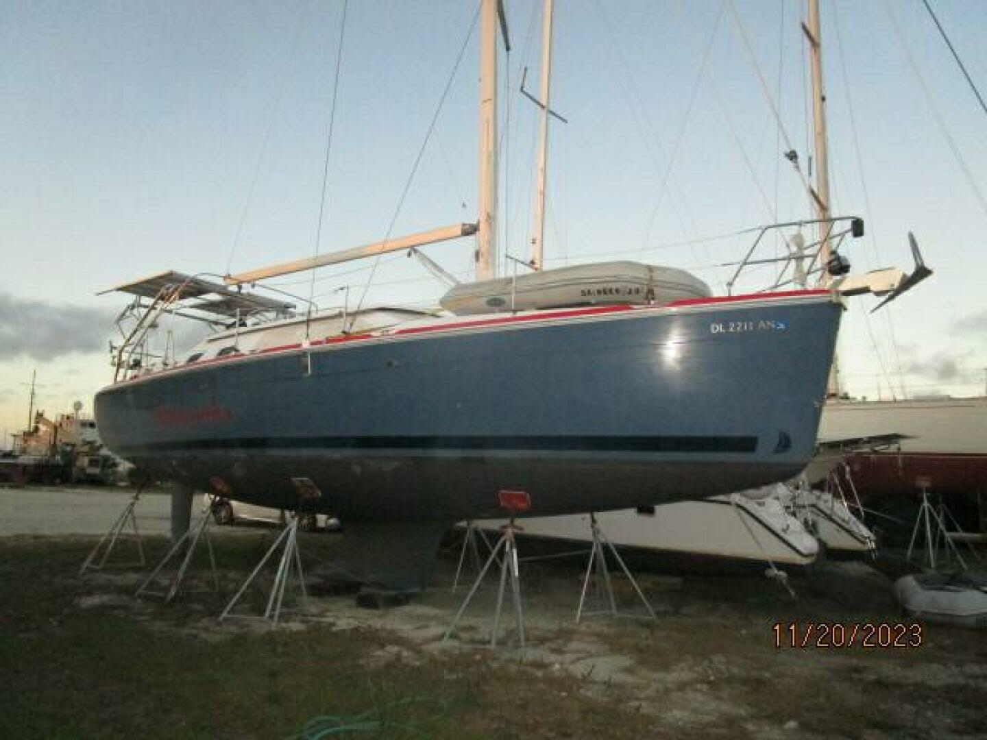2008 Hunter H41 Deck Salon - Image 2