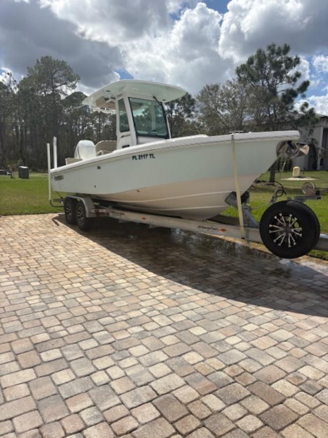 2022 Everglades 253 Center Console - 16