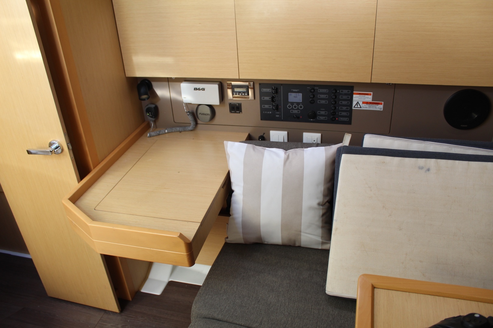 2016 Beneteau 35 Oceanis - Image 32