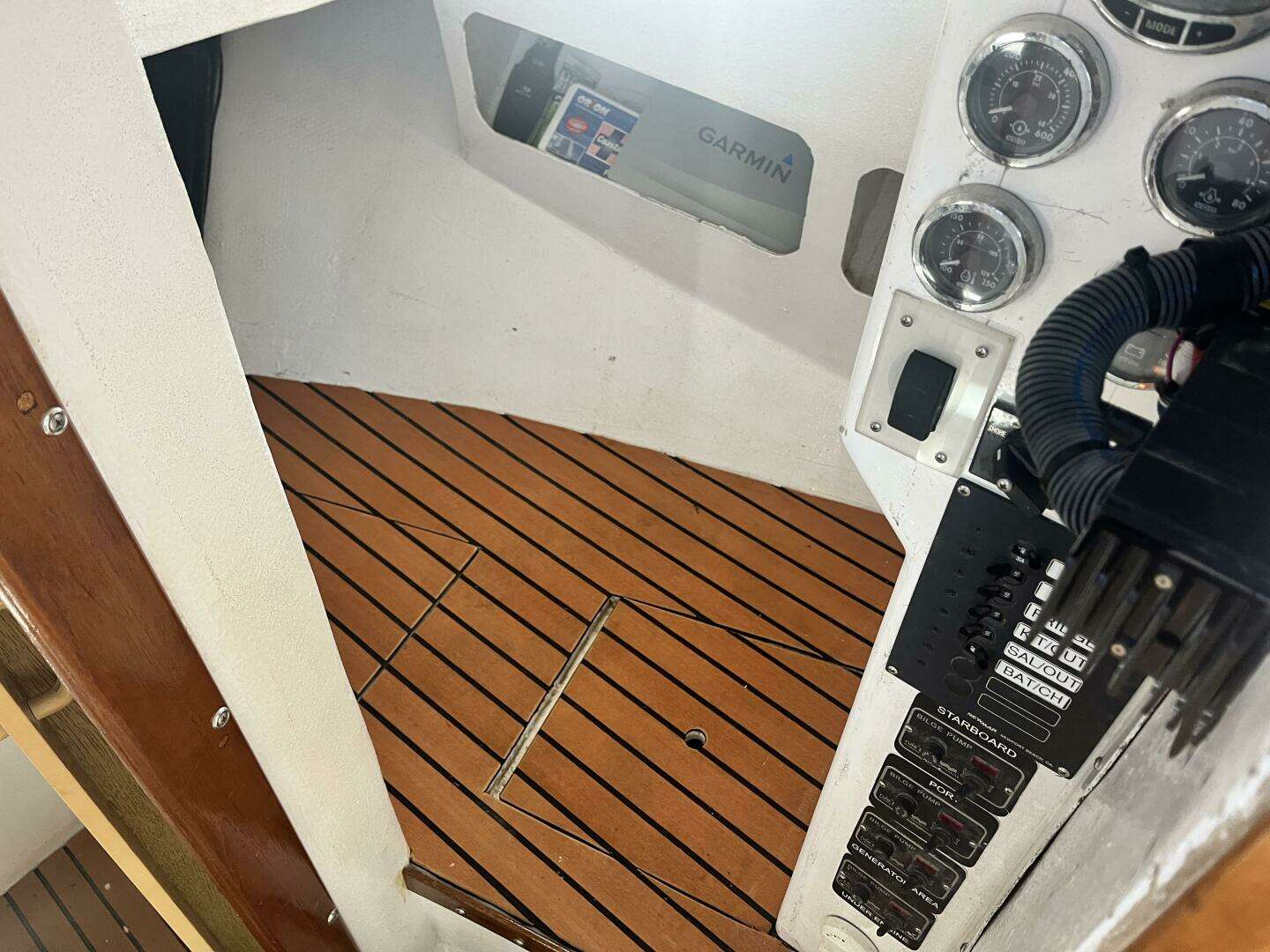 2008 Custom Glenn Young 32 Lafitte Skiff - Image 29