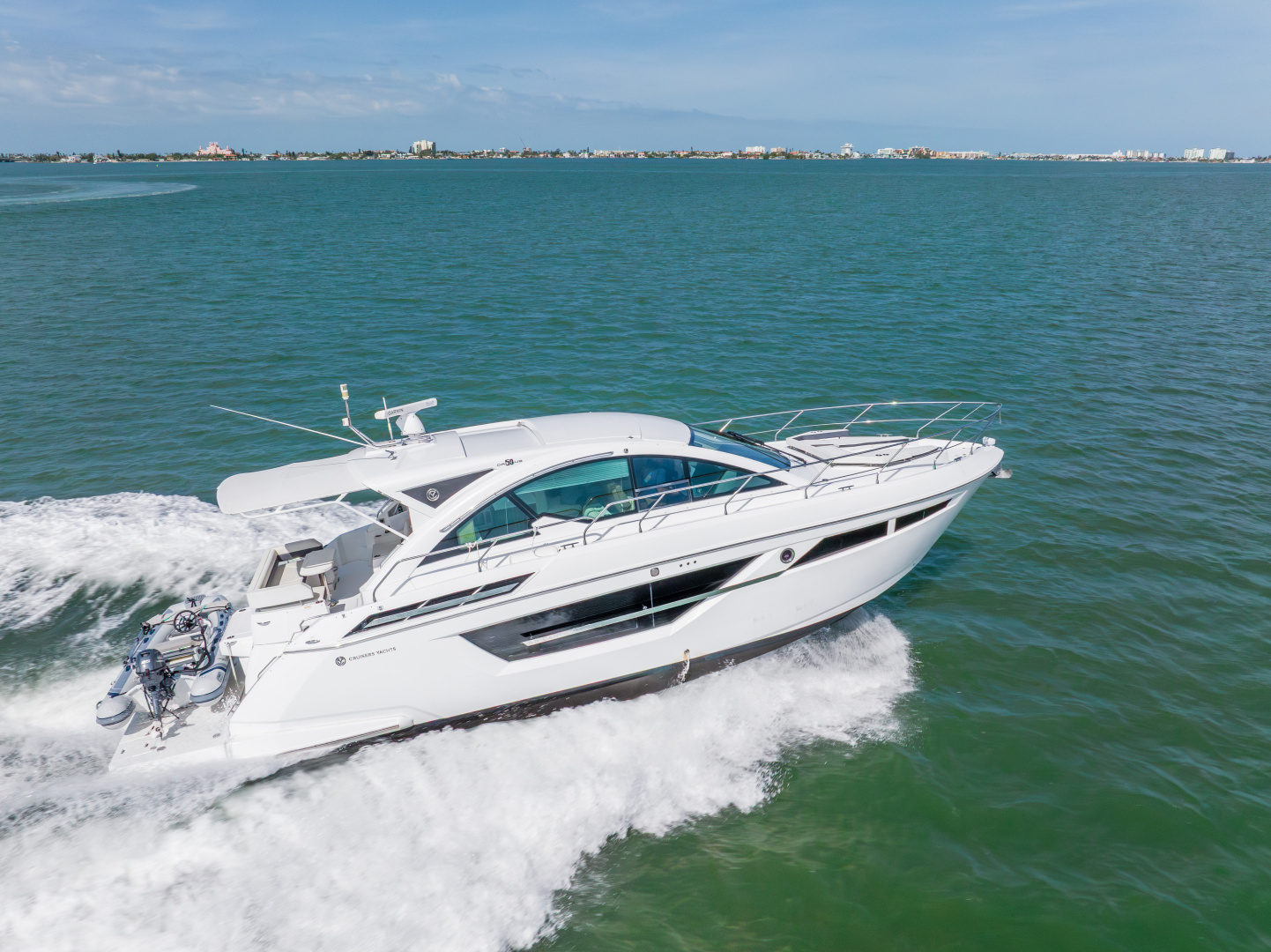 2018 Cruisers Yachts 50 CANTIUS - Image 14