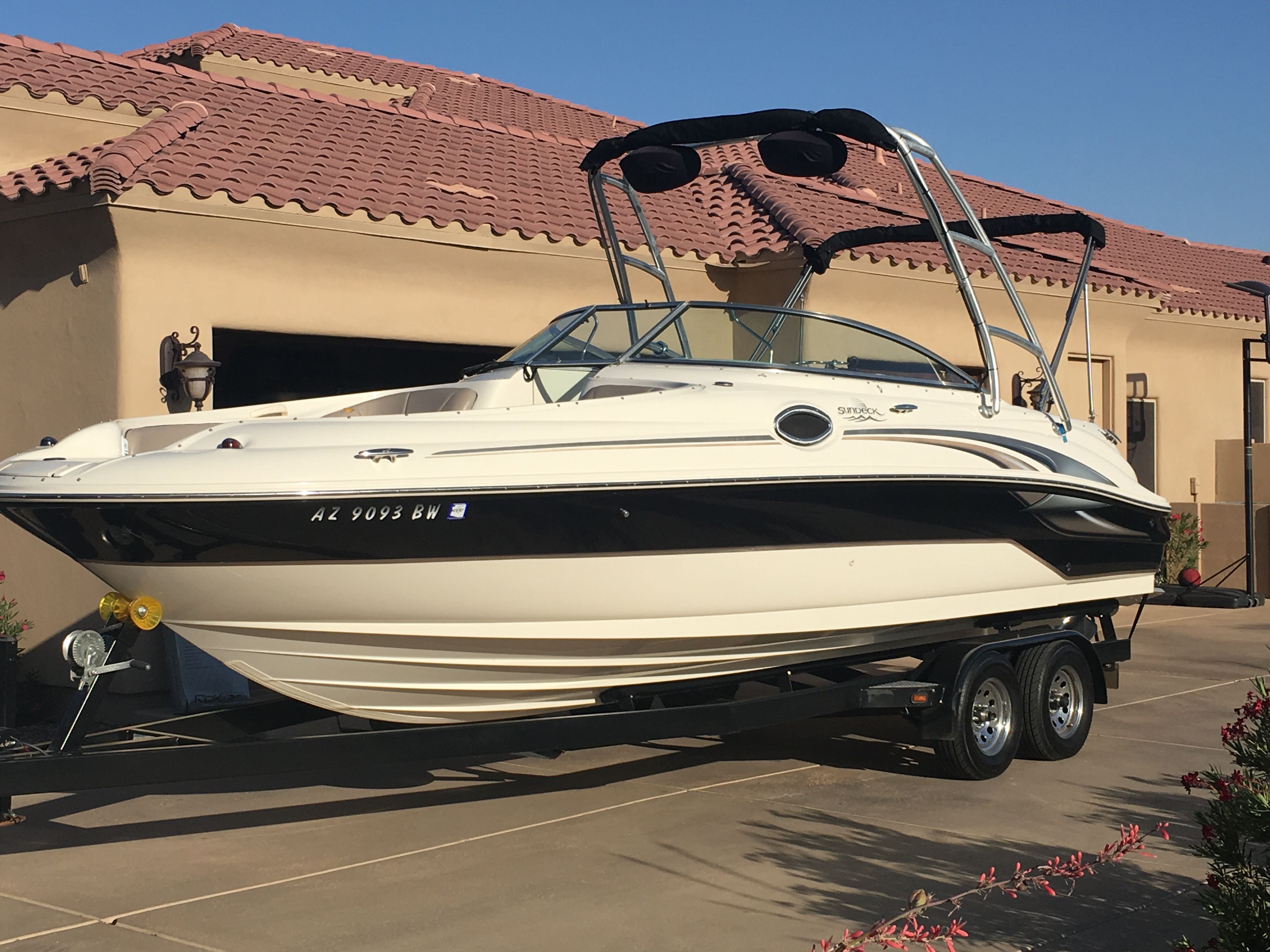 2002 Sea Ray 220 Sundeck - 8