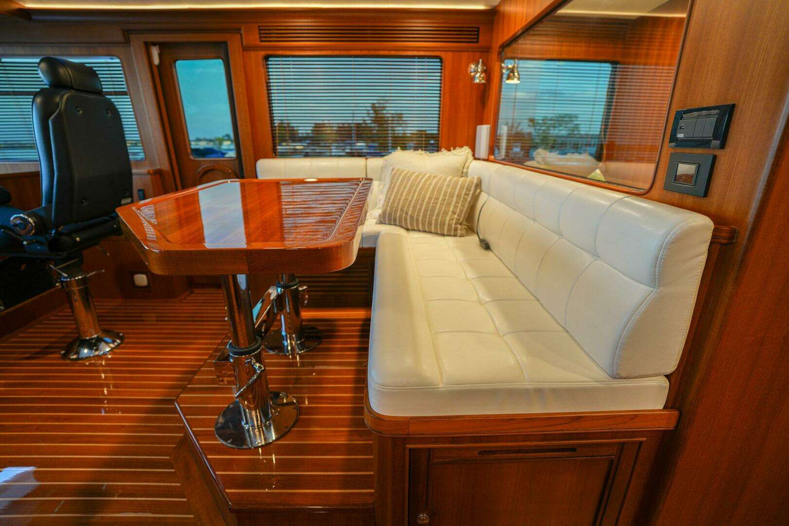 2025 Marlow Explorer 70E-CB - Image 43
