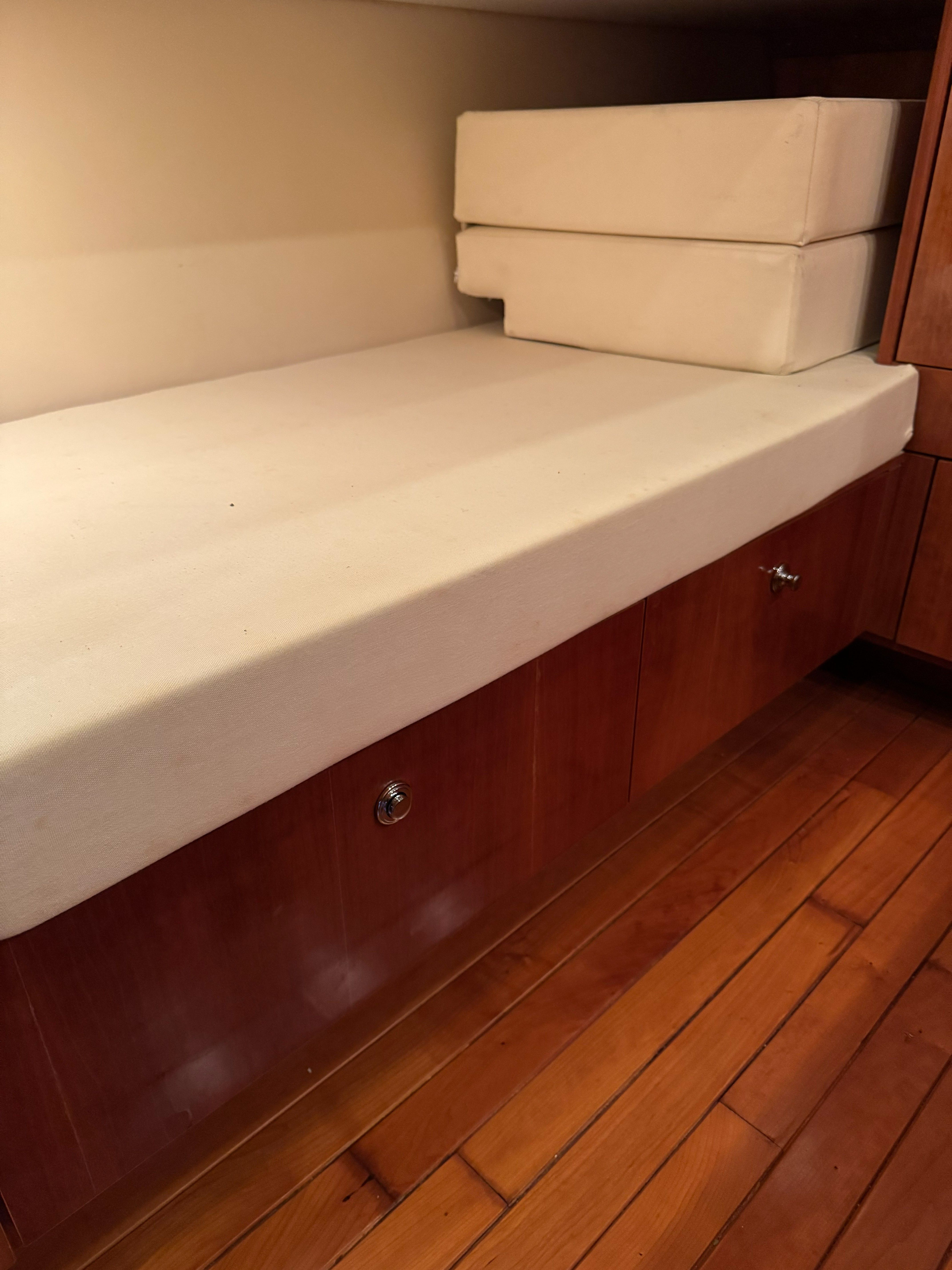 2003 Tiara Yachts 5000 Open - 77