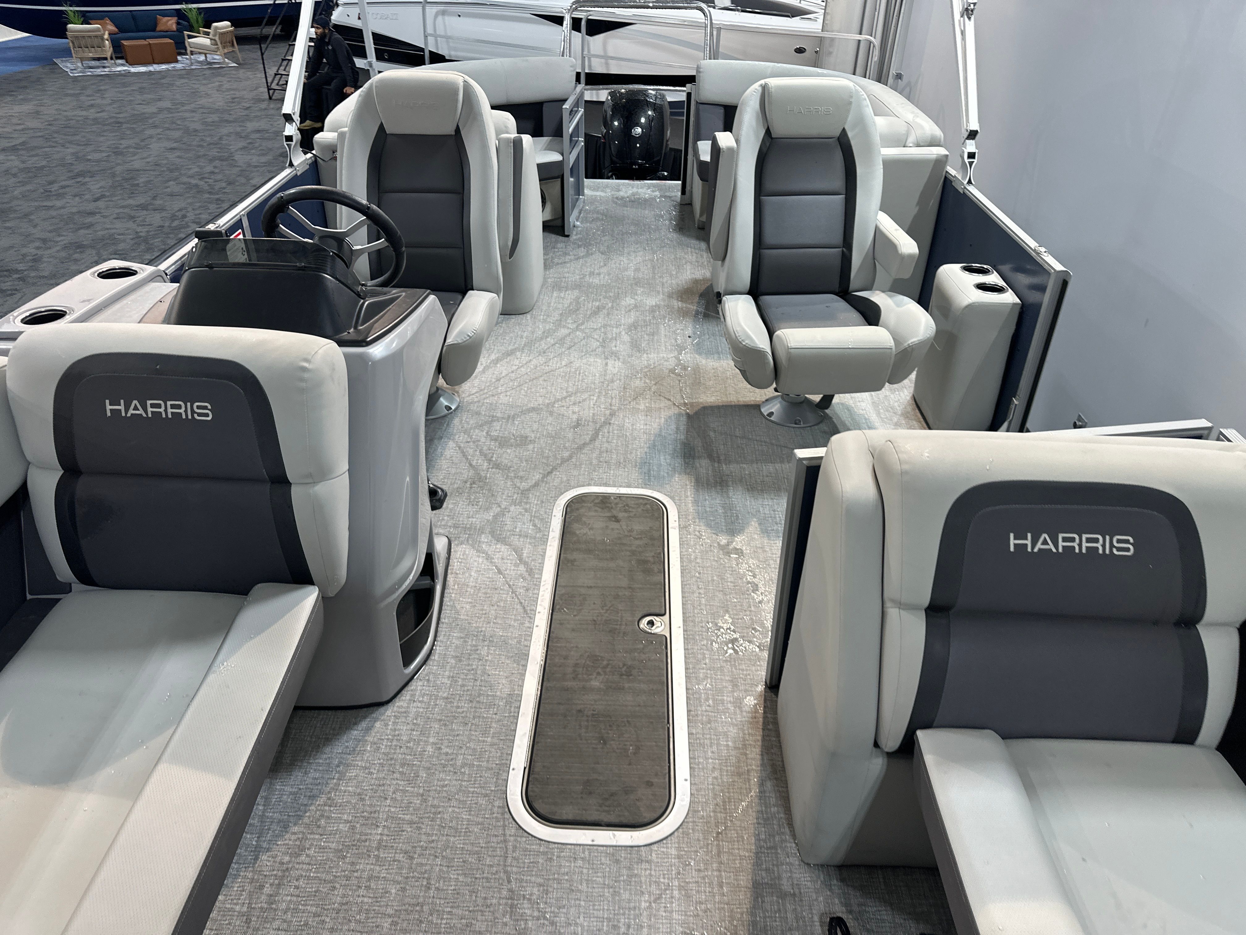 2025 Harris Cruiser 230 - 13