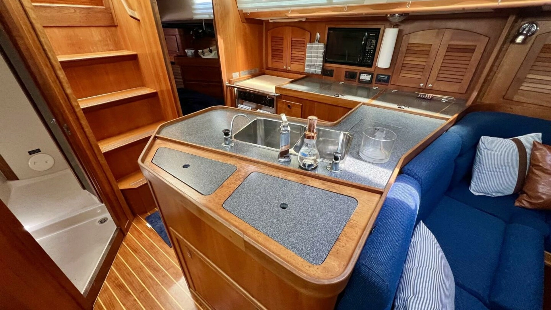 1999 Sabre 402 Sail - Image 14